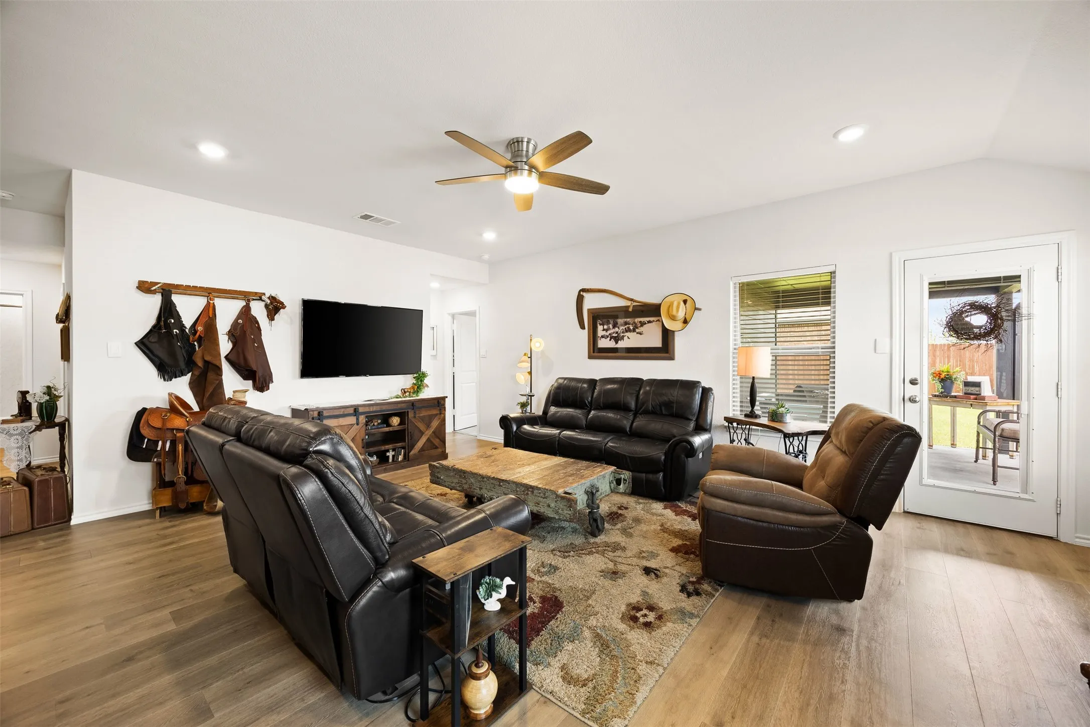 Single Family Residence For Sale in Dallas County , 1625 Kirby Lane, Lancaster, Texas 75146, 4 Bedroom, 3 Bathroom, 2 Garage spaces, 2,066 Sqft, built in 2024, Preowned, mls#21253671, Real Estate Agent in Lancaster, Homes For Sale in Dallas county, Homes For Sale in Lancaster, Realtor in Lancaster Texas, Real Estate Brokerage Independent Realty Texas, Luminita Cordes Realtor