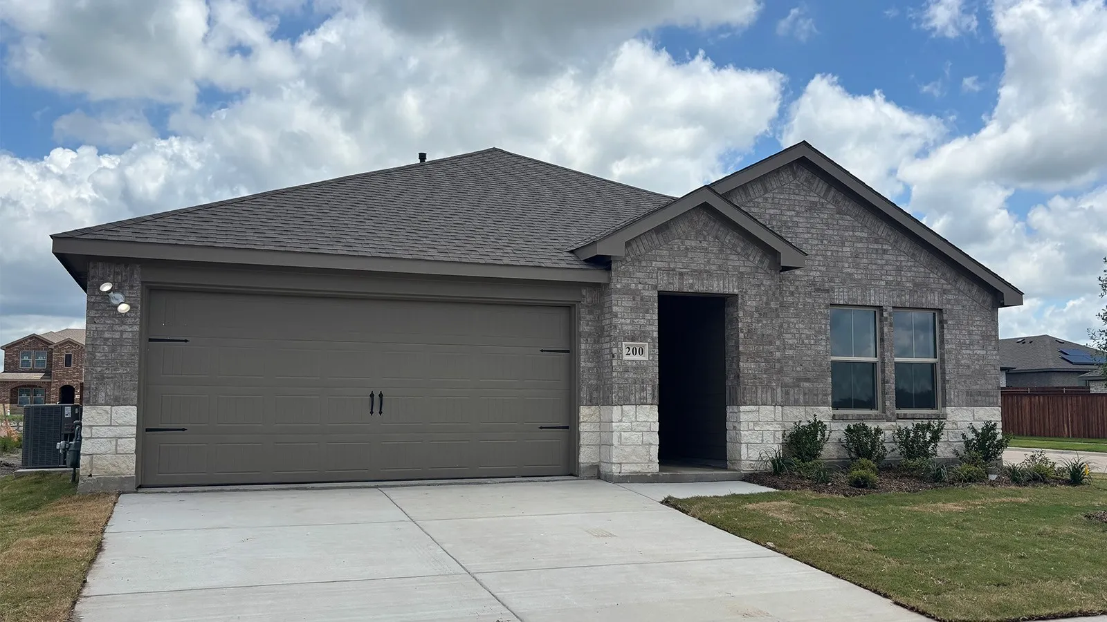 Single Family Residence For Sale in Kaufman County , 200 Bandit Trail, Terrell, Texas 75160, 4 Bedroom, 2 Bathroom, 2 Garage spaces, 1,875 Sqft, built in 2026, New Construction - Incomplete, mls#21254858, Real Estate Agent in Terrell, Homes For Sale in Kaufman county, Homes For Sale in Terrell, Realtor in Terrell Texas, Real Estate Brokerage Independent Realty Texas, Luminita Cordes Realtor