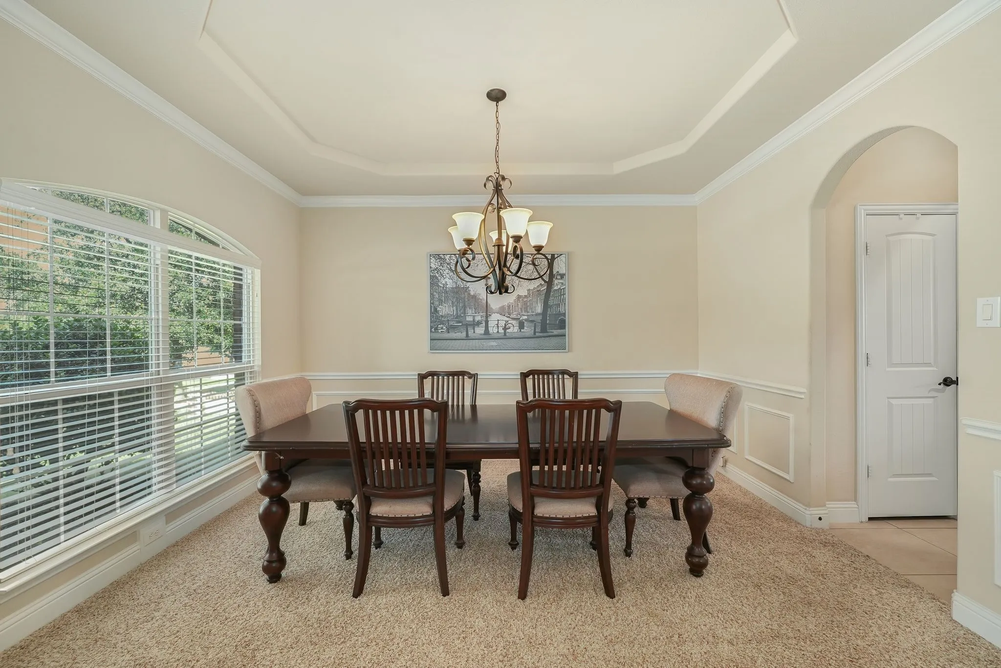 Single Family Residence For Sale in Collin County , 12533 Tyler Drive, Frisco, Texas 75035, 5 Bedroom, 4 Bathroom, 2 Garage spaces, 4,231 Sqft, built in 2013, Preowned, mls#21252228, Real Estate Agent in Frisco, Homes For Sale in Collin county, Homes For Sale in Frisco, Realtor in Frisco Texas, Real Estate Brokerage Independent Realty Texas, Luminita Cordes Realtor