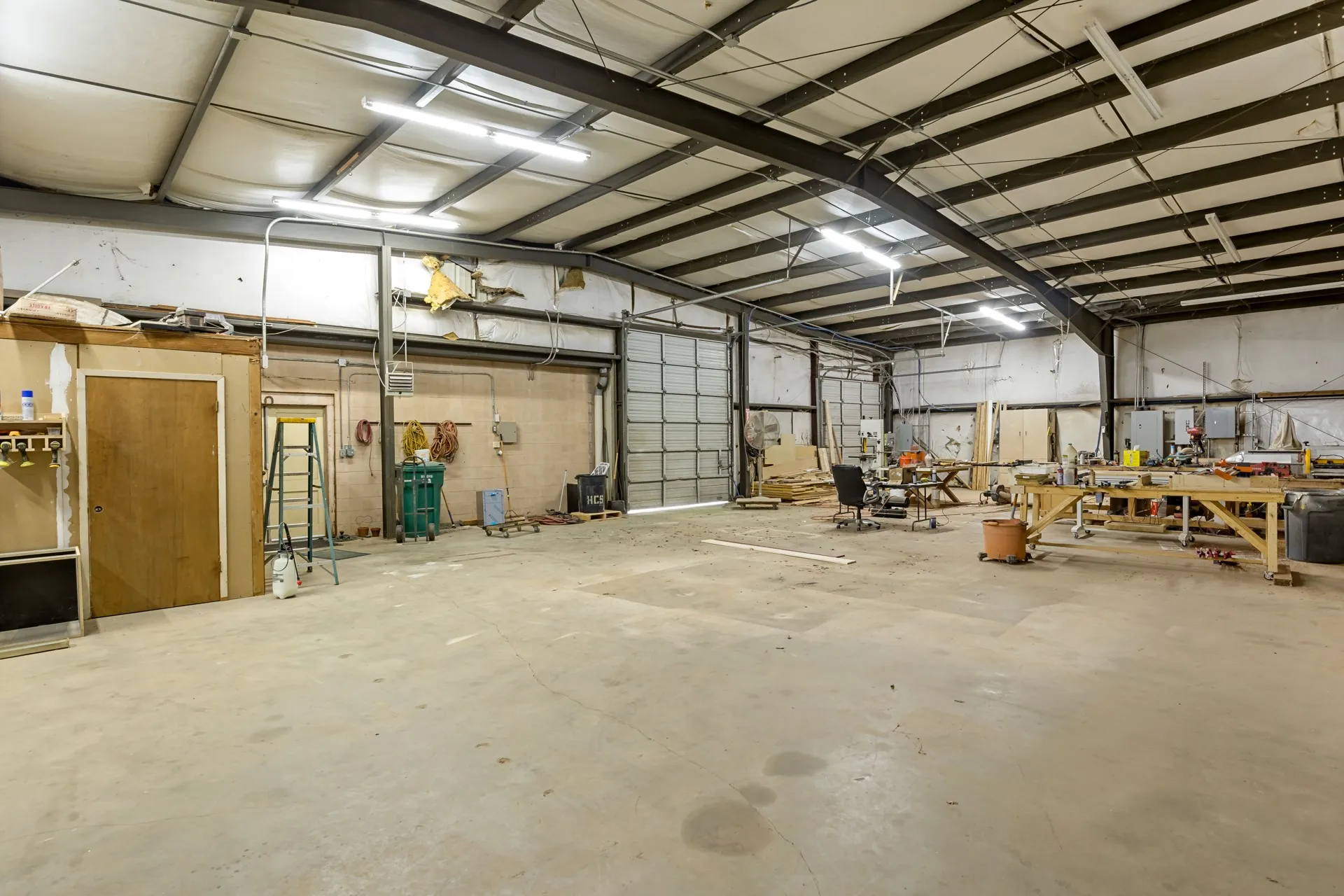 Warehouse For Sale in Camp County , 141 E Marshall, Pittsburg, Texas 75686, 0, 0, Garage spaces, 0 Sqft, built in 0, Preowned, mls#21254861, Real Estate Agent in Pittsburg, Homes For Sale in Camp county, Homes For Sale in Pittsburg, Realtor in Pittsburg Texas, Real Estate Brokerage Independent Realty Texas, Luminita Cordes Realtor