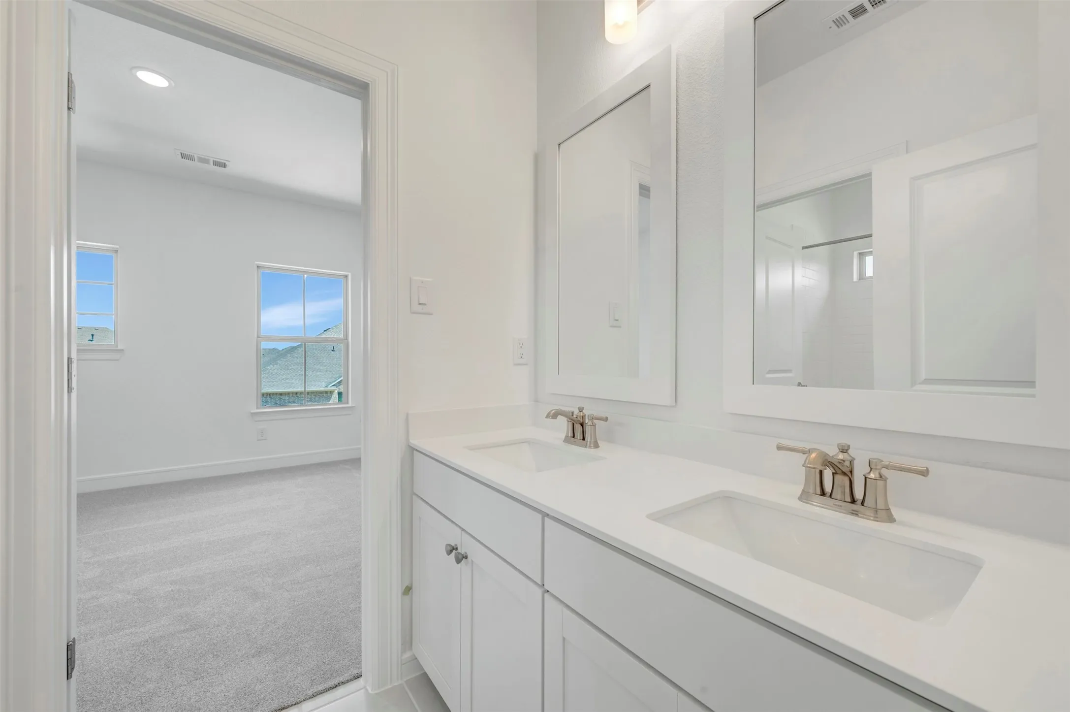 Single Family Residence For Sale in Tarrant County , 3008 Sandy Springs Drive, Arlington, Texas 76017, 5 Bedroom, 5 Bathroom, 3 Garage spaces, 3,796 Sqft, built in 2026, New Construction - Incomplete, mls#21254917, Real Estate Agent in Arlington, Homes For Sale in Tarrant county, Homes For Sale in Arlington, Realtor in Arlington Texas, Real Estate Brokerage Independent Realty Texas, Luminita Cordes Realtor