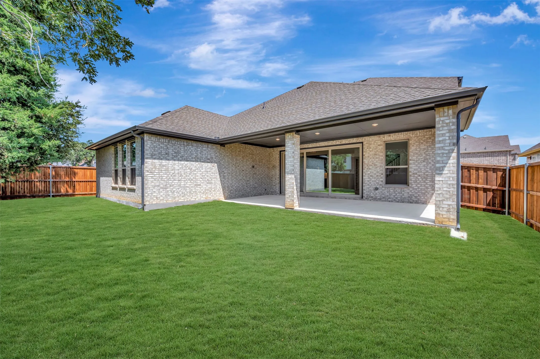 Single Family Residence For Sale in Tarrant County , 3008 Sandy Springs Drive, Arlington, Texas 76017, 5 Bedroom, 5 Bathroom, 3 Garage spaces, 3,796 Sqft, built in 2026, New Construction - Incomplete, mls#21254917, Real Estate Agent in Arlington, Homes For Sale in Tarrant county, Homes For Sale in Arlington, Realtor in Arlington Texas, Real Estate Brokerage Independent Realty Texas, Luminita Cordes Realtor