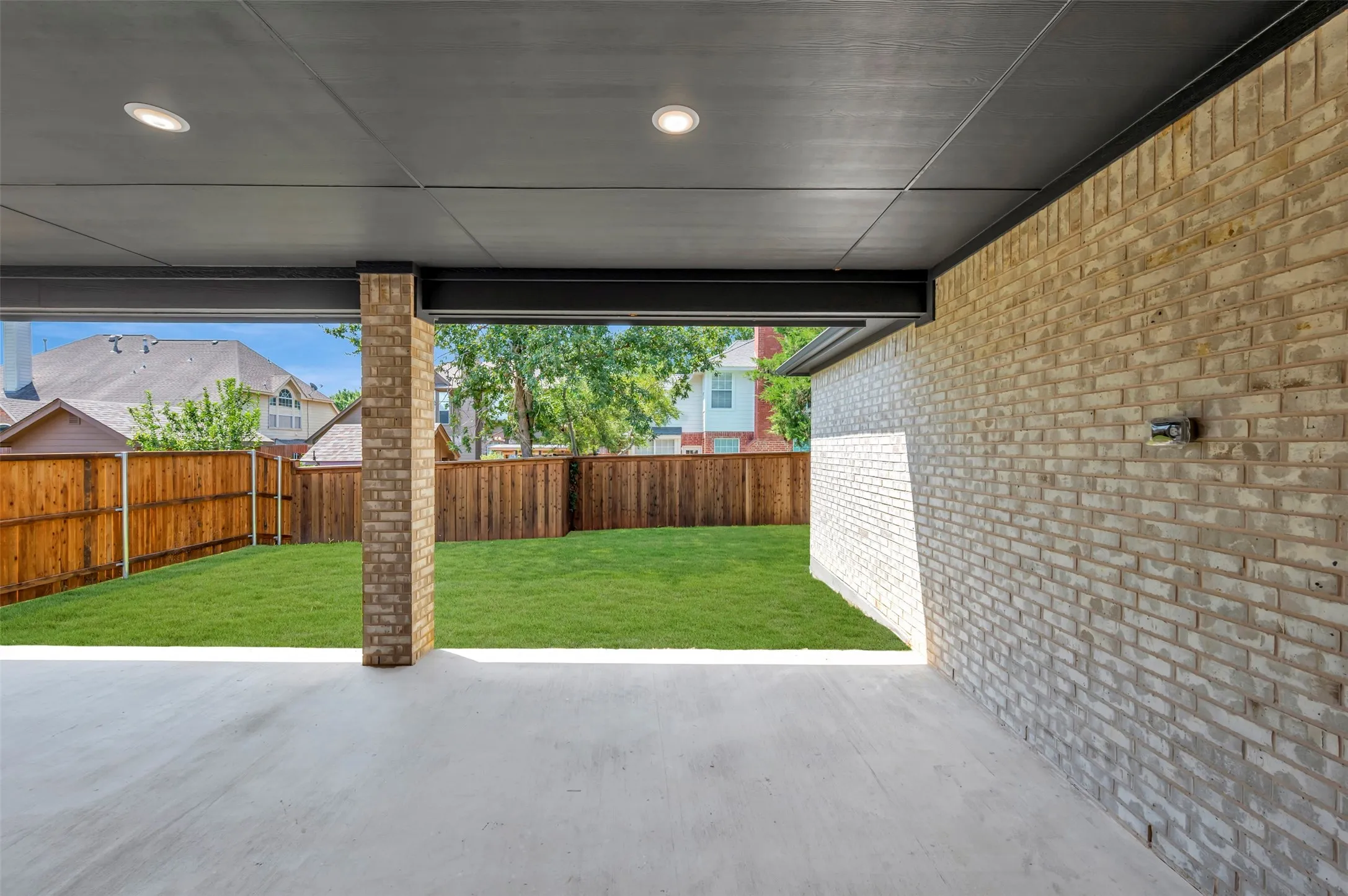 Single Family Residence For Sale in Tarrant County , 3008 Sandy Springs Drive, Arlington, Texas 76017, 5 Bedroom, 5 Bathroom, 3 Garage spaces, 3,796 Sqft, built in 2026, New Construction - Incomplete, mls#21254917, Real Estate Agent in Arlington, Homes For Sale in Tarrant county, Homes For Sale in Arlington, Realtor in Arlington Texas, Real Estate Brokerage Independent Realty Texas, Luminita Cordes Realtor