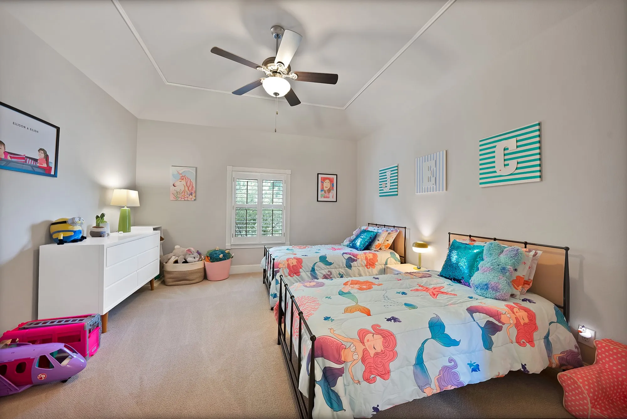 Single Family Residence For Sale in Tarrant County , 3109 Shadow Drive W, Arlington, Texas 76006, 4 Bedroom, 5 Bathroom, 3 Garage spaces, 5,160 Sqft, built in 1991, mls#21253800, Real Estate Agent in Arlington, Homes For Sale in Tarrant county, Homes For Sale in Arlington, Realtor in Arlington Texas, Real Estate Brokerage Independent Realty Texas, Luminita Cordes Realtor