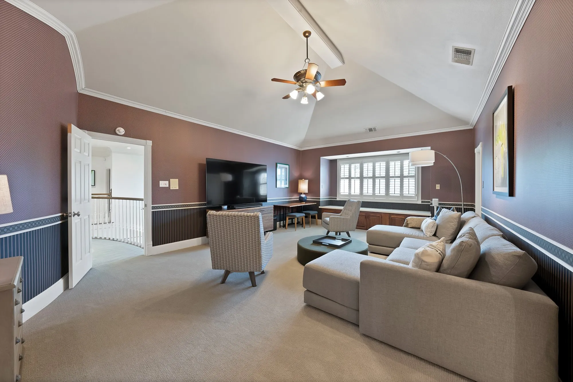 Single Family Residence For Sale in Tarrant County , 3109 Shadow Drive W, Arlington, Texas 76006, 4 Bedroom, 5 Bathroom, 3 Garage spaces, 5,160 Sqft, built in 1991, mls#21253800, Real Estate Agent in Arlington, Homes For Sale in Tarrant county, Homes For Sale in Arlington, Realtor in Arlington Texas, Real Estate Brokerage Independent Realty Texas, Luminita Cordes Realtor