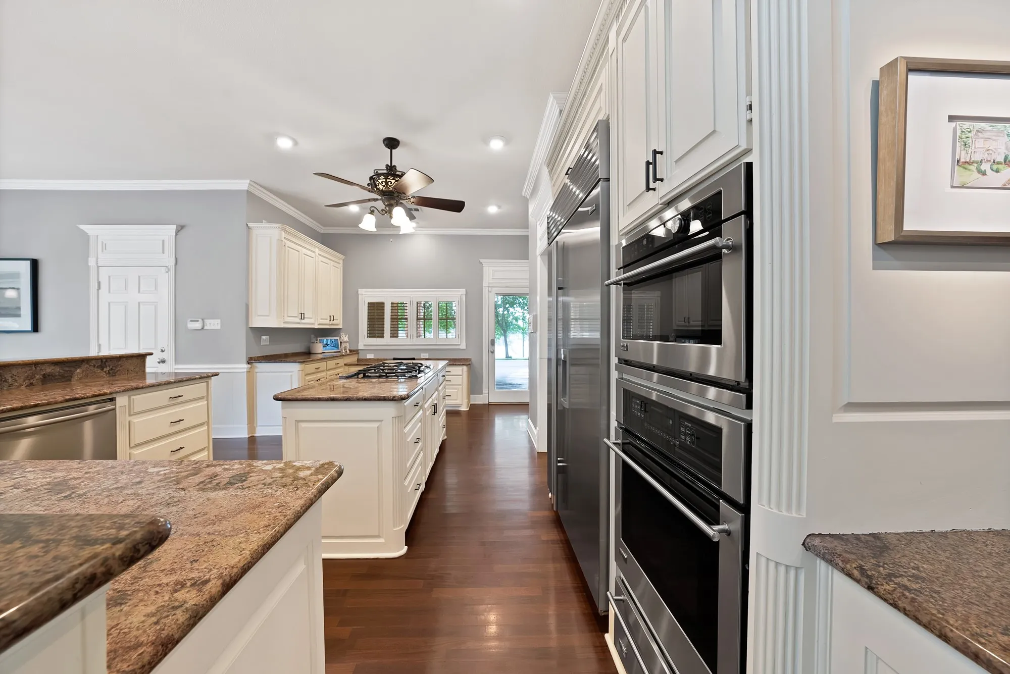 Single Family Residence For Sale in Tarrant County , 3109 Shadow Drive W, Arlington, Texas 76006, 4 Bedroom, 5 Bathroom, 3 Garage spaces, 5,160 Sqft, built in 1991, mls#21253800, Real Estate Agent in Arlington, Homes For Sale in Tarrant county, Homes For Sale in Arlington, Realtor in Arlington Texas, Real Estate Brokerage Independent Realty Texas, Luminita Cordes Realtor