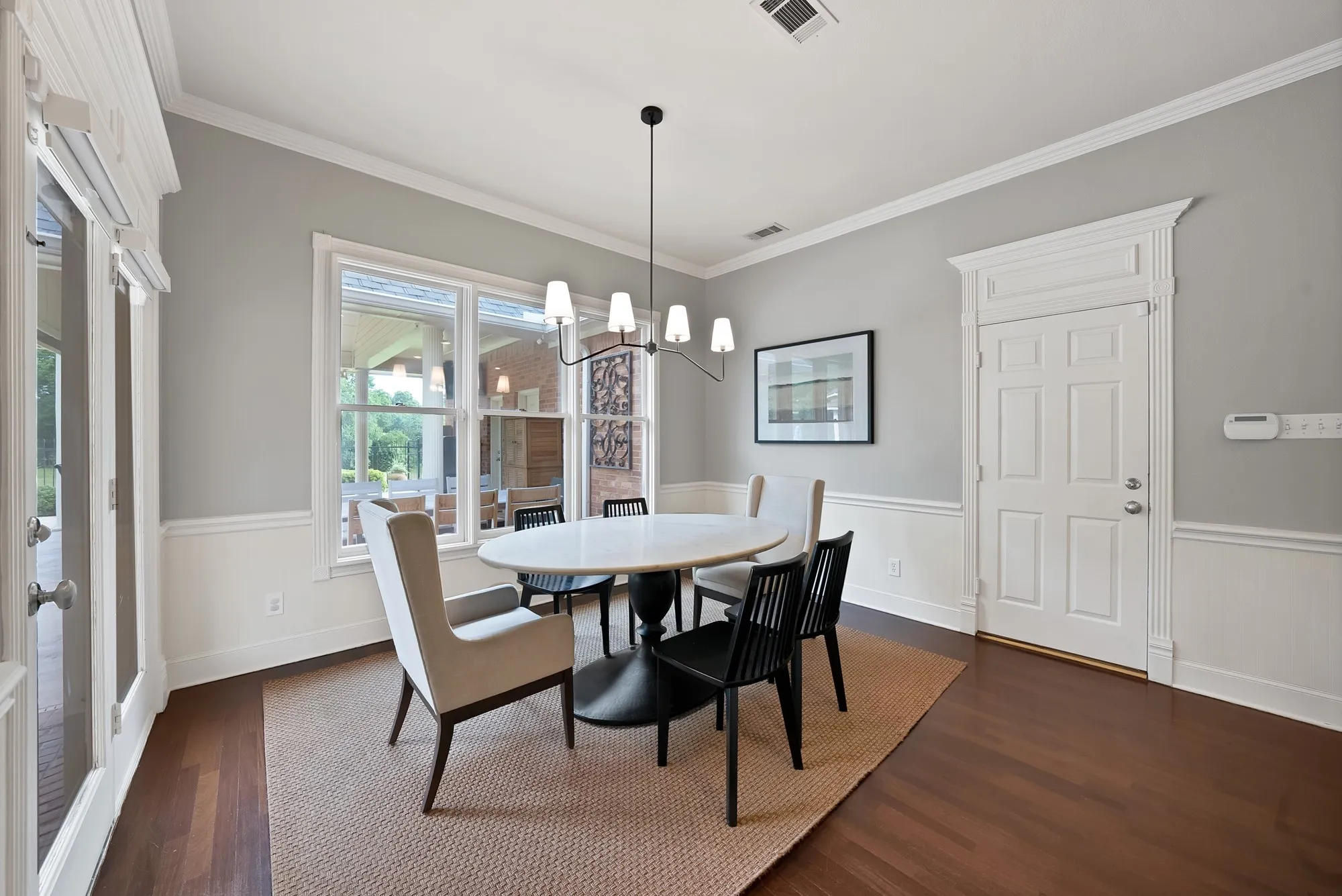 Single Family Residence For Sale in Tarrant County , 3109 Shadow Drive W, Arlington, Texas 76006, 4 Bedroom, 5 Bathroom, 3 Garage spaces, 5,160 Sqft, built in 1991, mls#21253800, Real Estate Agent in Arlington, Homes For Sale in Tarrant county, Homes For Sale in Arlington, Realtor in Arlington Texas, Real Estate Brokerage Independent Realty Texas, Luminita Cordes Realtor