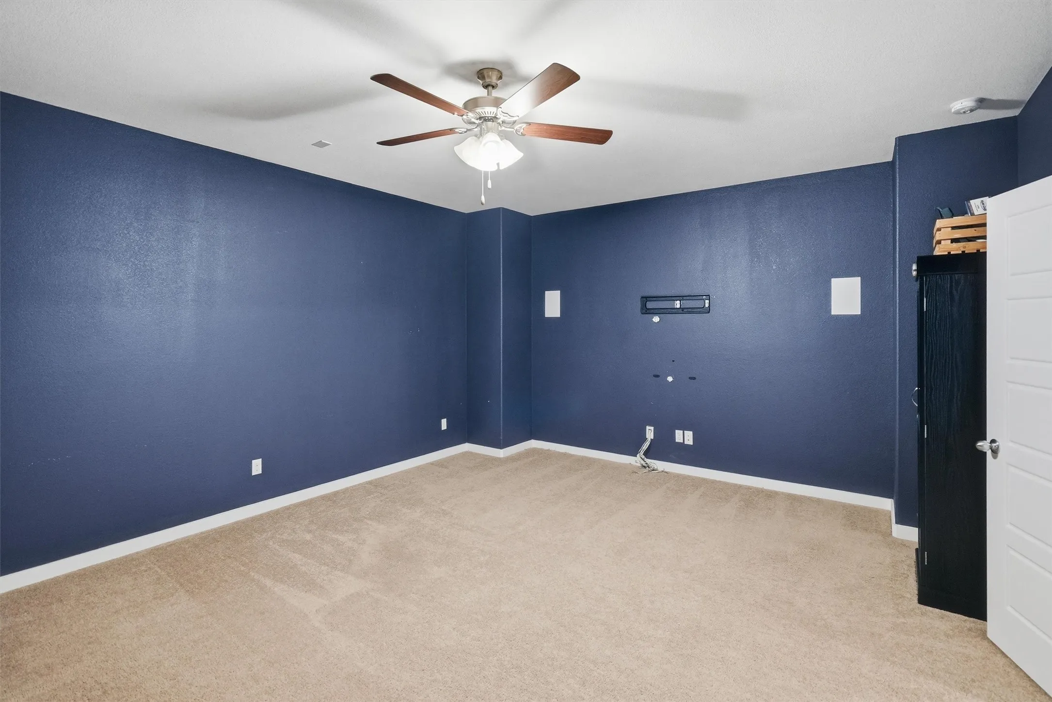 Media Room with upgraded entertainment package to include surround sound