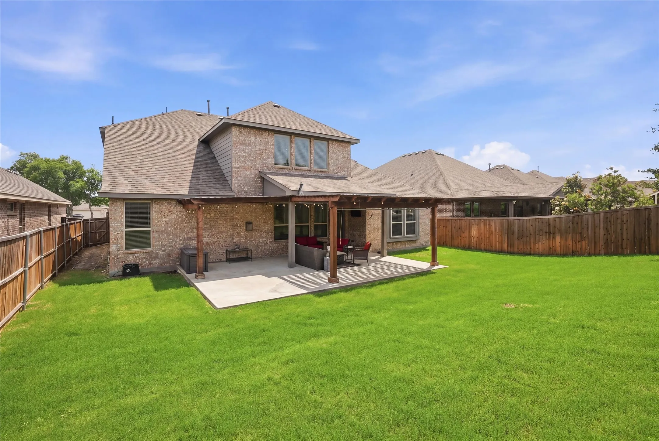 Single Family Residence For Sale in Tarrant County , 2025 Eagle Boulevard, Fort Worth, Texas 76052, 4 Bedroom, 3 Bathroom, 2 Garage spaces, 3,604 Sqft, built in 2019, Preowned, mls#21252455, Real Estate Agent in Fort Worth, Homes For Sale in Tarrant county, Homes For Sale in Fort Worth, Realtor in Fort Worth Texas, Real Estate Brokerage Independent Realty Texas, Luminita Cordes Realtor