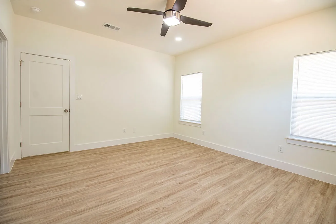 Single Family Residence For Sale in Van Zandt County , 525 N Washington Street, Grand Saline, Texas 75140, 3 Bedrooms, 2 Bathrooms, 1 Garage spaces, 1,454 Sqft, built in 2024, New Construction - Complete, Price $255,000, mls#21254945, Real Estate Agent in Grand Saline, Homes For Sale in Van Zandt county, Homes For Sale in Grand Saline, Realtor in Grand Saline Texas, Real Estate Brokerage Independent Realty Texas, Luminita Cordes Realtor
