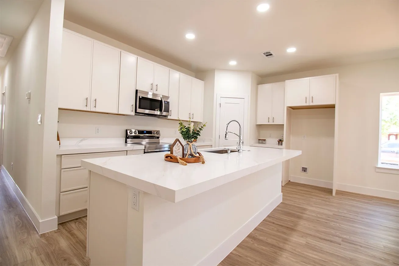 Single Family Residence For Sale in Van Zandt County , 525 N Washington Street, Grand Saline, Texas 75140, 3 Bedrooms, 2 Bathrooms, 1 Garage spaces, 1,454 Sqft, built in 2024, New Construction - Complete, Price $255,000, mls#21254945, Real Estate Agent in Grand Saline, Homes For Sale in Van Zandt county, Homes For Sale in Grand Saline, Realtor in Grand Saline Texas, Real Estate Brokerage Independent Realty Texas, Luminita Cordes Realtor