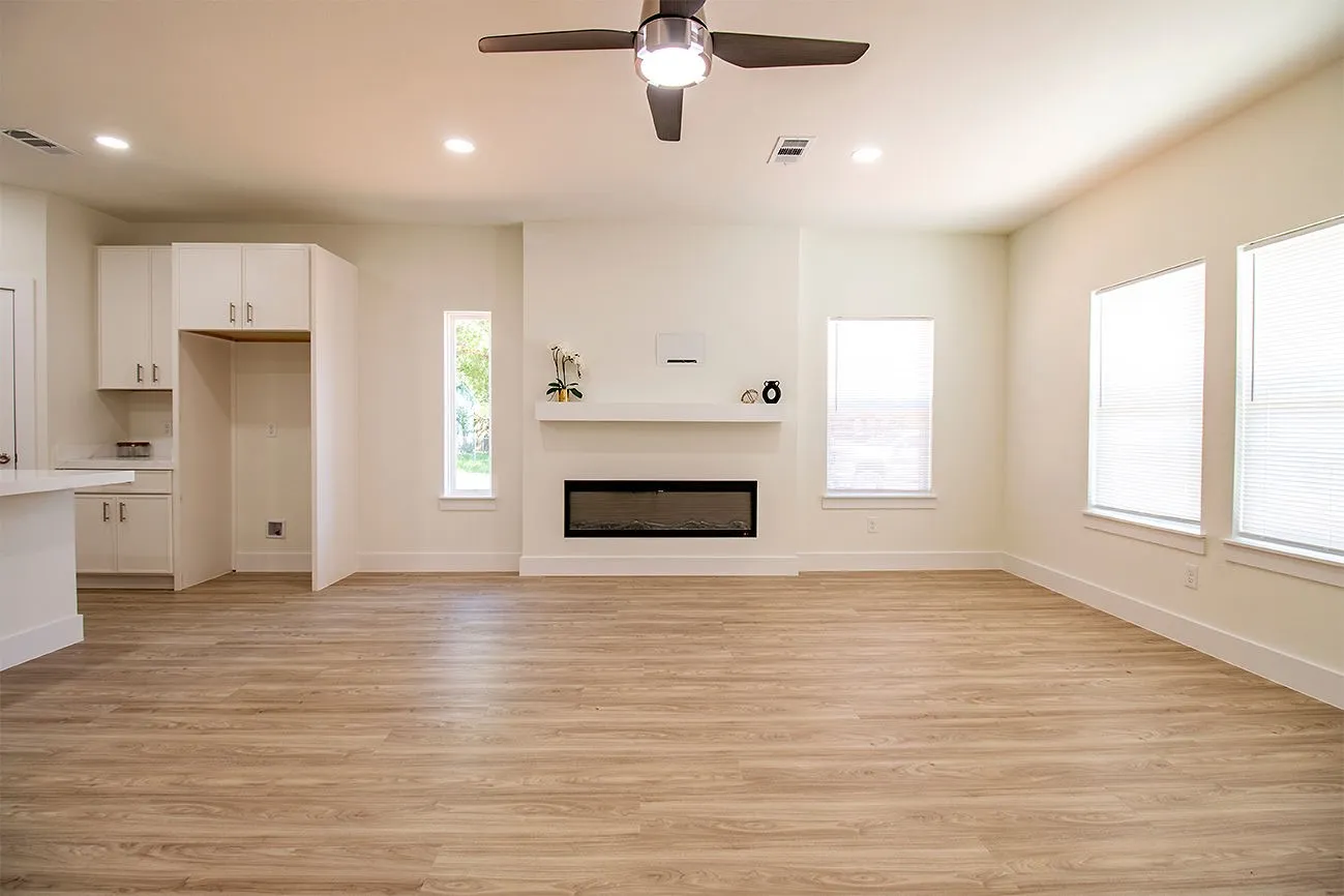 Single Family Residence For Sale in Van Zandt County , 525 N Washington Street, Grand Saline, Texas 75140, 3 Bedrooms, 2 Bathrooms, 1 Garage spaces, 1,454 Sqft, built in 2024, New Construction - Complete, Price $255,000, mls#21254945, Real Estate Agent in Grand Saline, Homes For Sale in Van Zandt county, Homes For Sale in Grand Saline, Realtor in Grand Saline Texas, Real Estate Brokerage Independent Realty Texas, Luminita Cordes Realtor