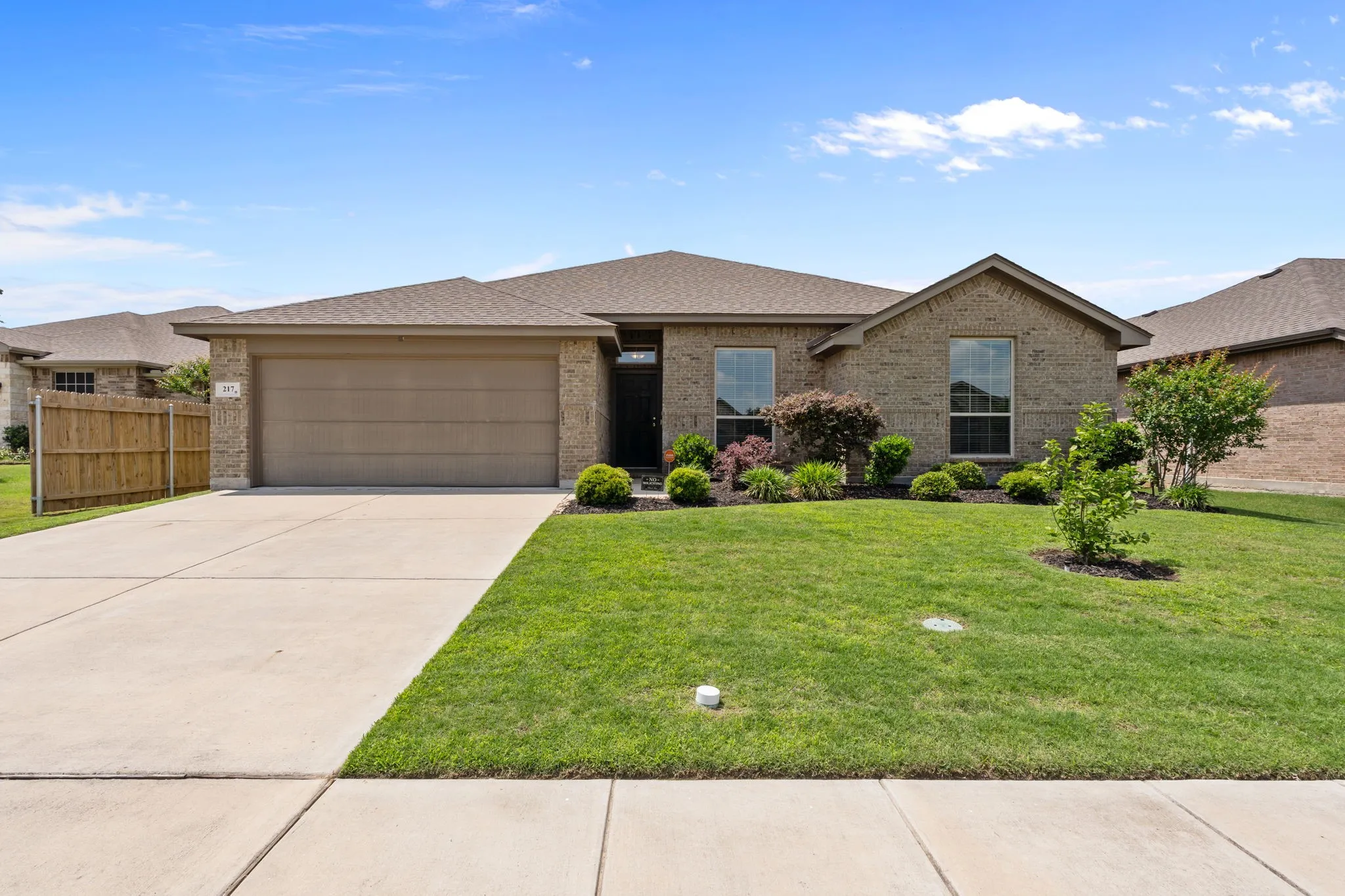 Single Family Residence For Sale in Parker County , 217 Angelina Court, Azle, Texas 76020, 4 Bedrooms, 2 Bathrooms, 2 Garage spaces, 2,083 Sqft, built in 2020, Preowned, Price $350,000, mls#21252599, Real Estate Agent in Azle, Homes For Sale in Parker county, Homes For Sale in Azle, Realtor in Azle Texas, Real Estate Brokerage Independent Realty Texas, Luminita Cordes Realtor