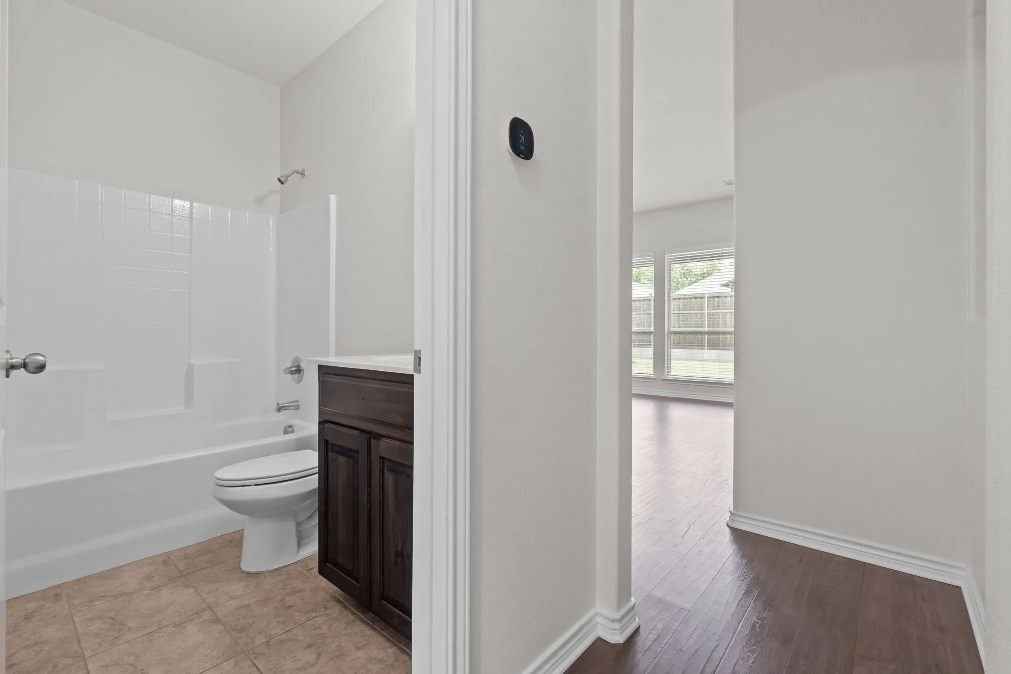 Single Family Residence For Sale in Parker County , 217 Angelina Court, Azle, Texas 76020, 4 Bedrooms, 2 Bathrooms, 2 Garage spaces, 2,083 Sqft, built in 2020, Preowned, Price $350,000, mls#21252599, Real Estate Agent in Azle, Homes For Sale in Parker county, Homes For Sale in Azle, Realtor in Azle Texas, Real Estate Brokerage Independent Realty Texas, Luminita Cordes Realtor