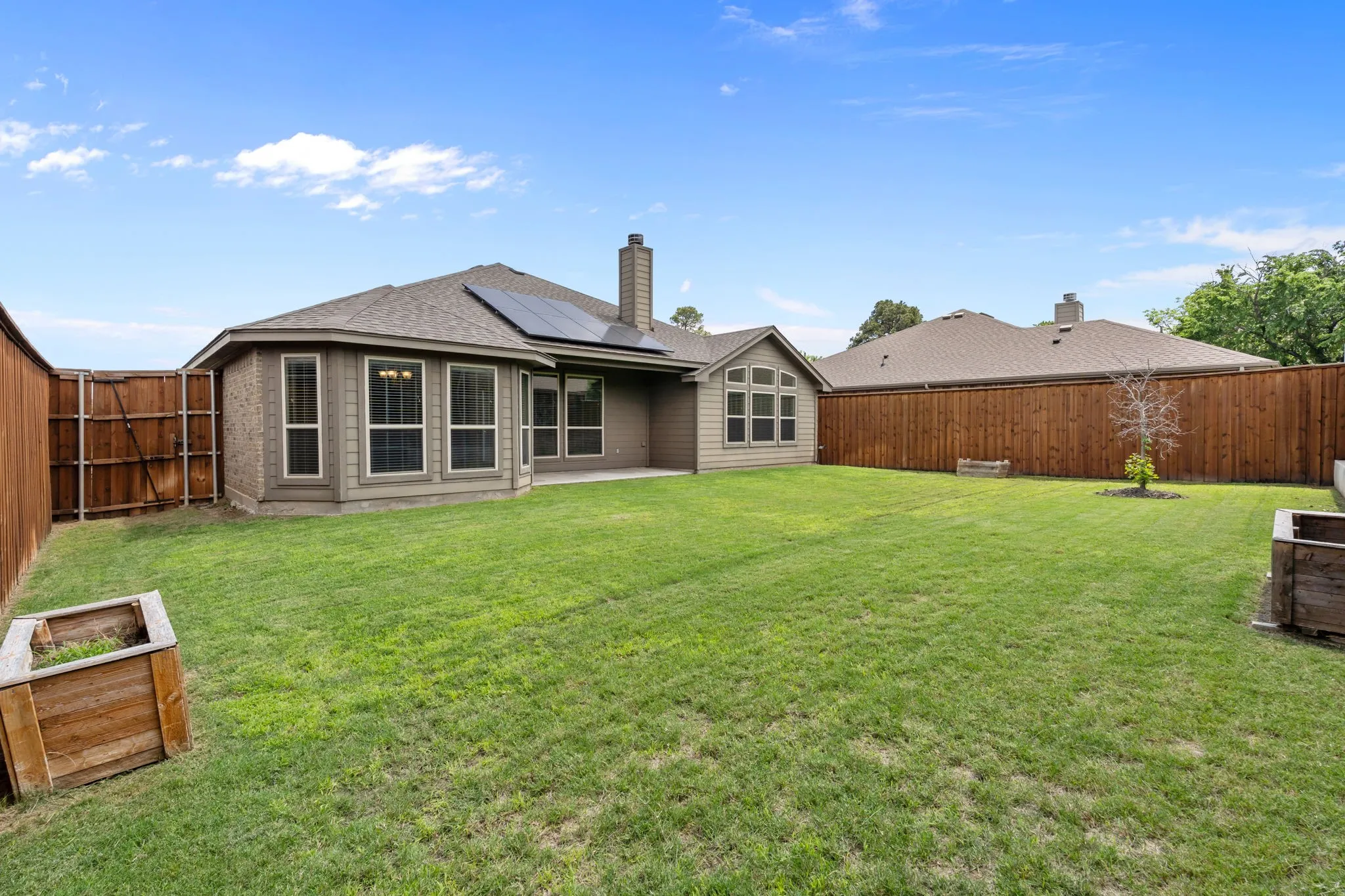 Single Family Residence For Sale in Parker County , 217 Angelina Court, Azle, Texas 76020, 4 Bedrooms, 2 Bathrooms, 2 Garage spaces, 2,083 Sqft, built in 2020, Preowned, Price $350,000, mls#21252599, Real Estate Agent in Azle, Homes For Sale in Parker county, Homes For Sale in Azle, Realtor in Azle Texas, Real Estate Brokerage Independent Realty Texas, Luminita Cordes Realtor