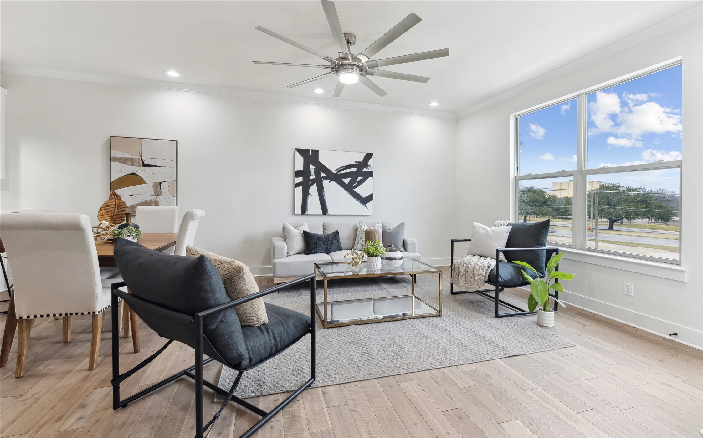 Townhouse For Rent in Dallas County , 3230 Elihu Street 5, Dallas, Texas 75210, 2 Bedroom, 4 Bathroom, 2 Garage spaces, 1,400 Sqft, built in 2022, mls#21253842, Real Estate Agent in Dallas, Homes For Rent in Dallas county, Homes For Rent in Dallas, Realtor in Dallas Texas, Real Estate Brokerage Independent Realty Texas, Luminita Cordes Realtor