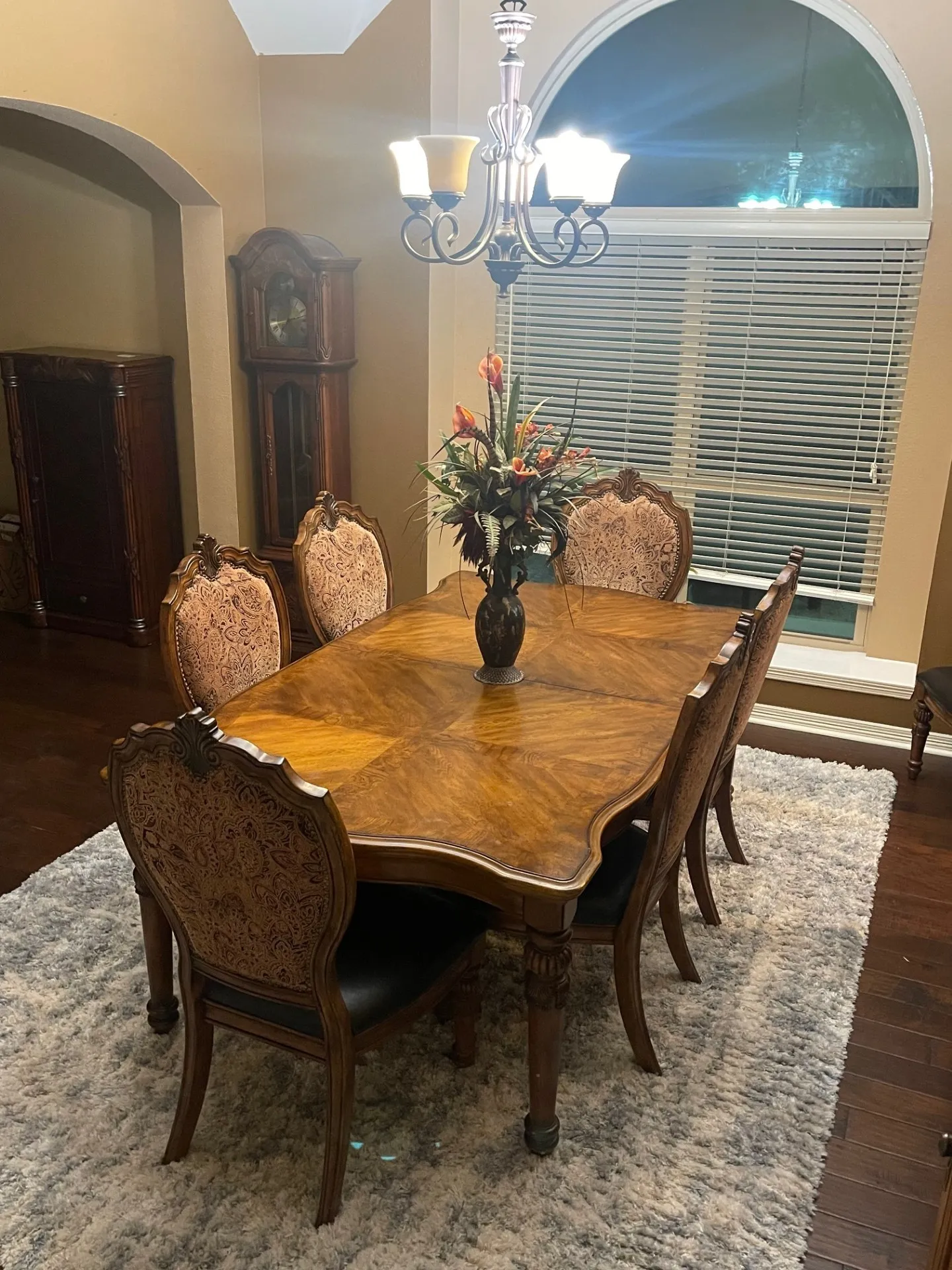 Single Family Residence For Sale in Denton County , 1804 Doubletree Trail, Flower Mound, Texas 75028, 4 Bedrooms, 4 Bathrooms, 3 Garage spaces, 3,281 Sqft, built in 1996, Preowned, Price $939,900, mls#21227500, Real Estate Agent in Flower Mound, Homes For Sale in Denton county, Homes For Sale in Flower Mound, Realtor in Flower Mound Texas, Real Estate Brokerage Independent Realty Texas, Luminita Cordes Realtor