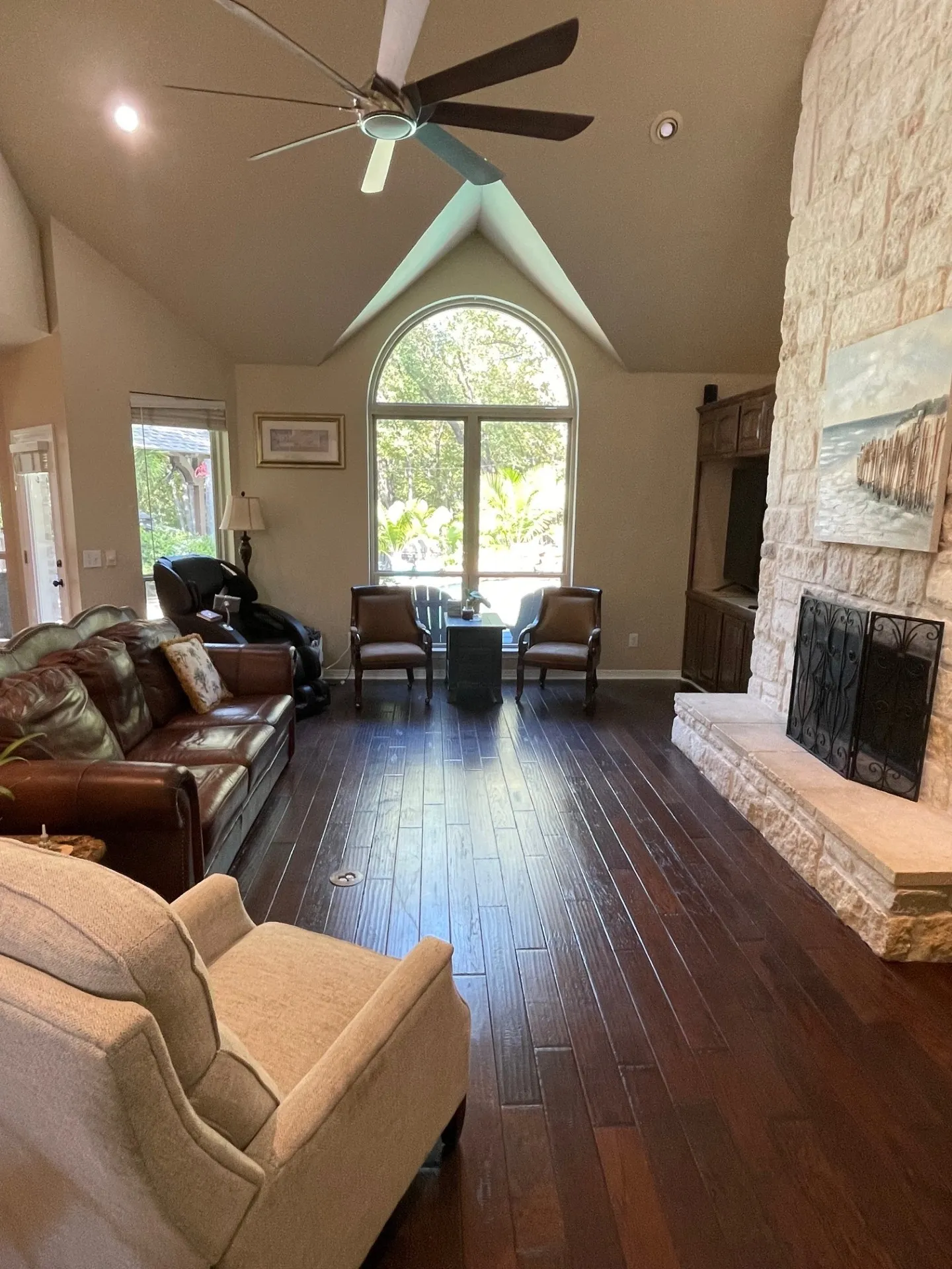 Single Family Residence For Sale in Denton County , 1804 Doubletree Trail, Flower Mound, Texas 75028, 4 Bedrooms, 4 Bathrooms, 3 Garage spaces, 3,281 Sqft, built in 1996, Preowned, Price $939,900, mls#21227500, Real Estate Agent in Flower Mound, Homes For Sale in Denton county, Homes For Sale in Flower Mound, Realtor in Flower Mound Texas, Real Estate Brokerage Independent Realty Texas, Luminita Cordes Realtor