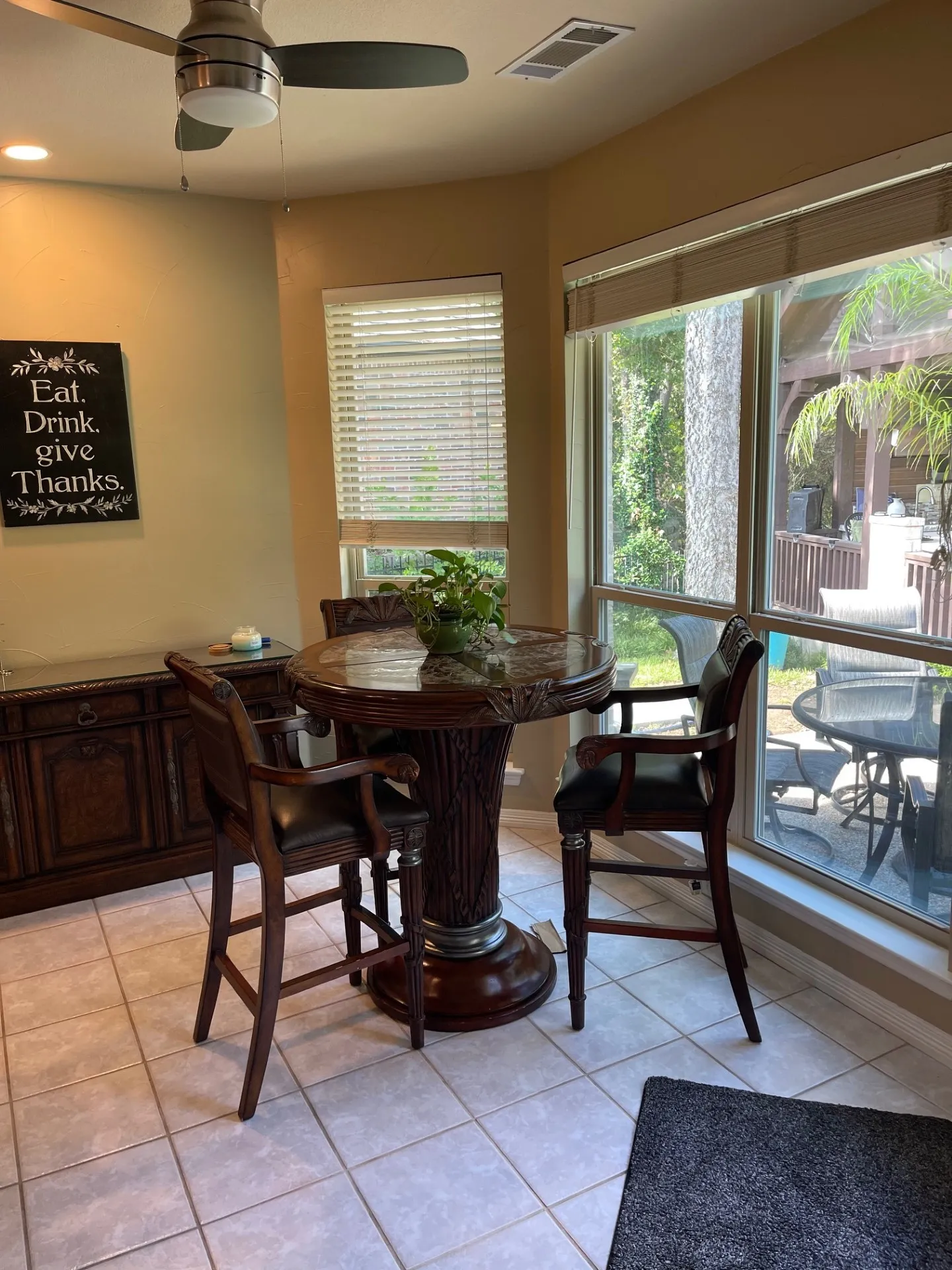 Single Family Residence For Sale in Denton County , 1804 Doubletree Trail, Flower Mound, Texas 75028, 4 Bedrooms, 4 Bathrooms, 3 Garage spaces, 3,281 Sqft, built in 1996, Preowned, Price $939,900, mls#21227500, Real Estate Agent in Flower Mound, Homes For Sale in Denton county, Homes For Sale in Flower Mound, Realtor in Flower Mound Texas, Real Estate Brokerage Independent Realty Texas, Luminita Cordes Realtor