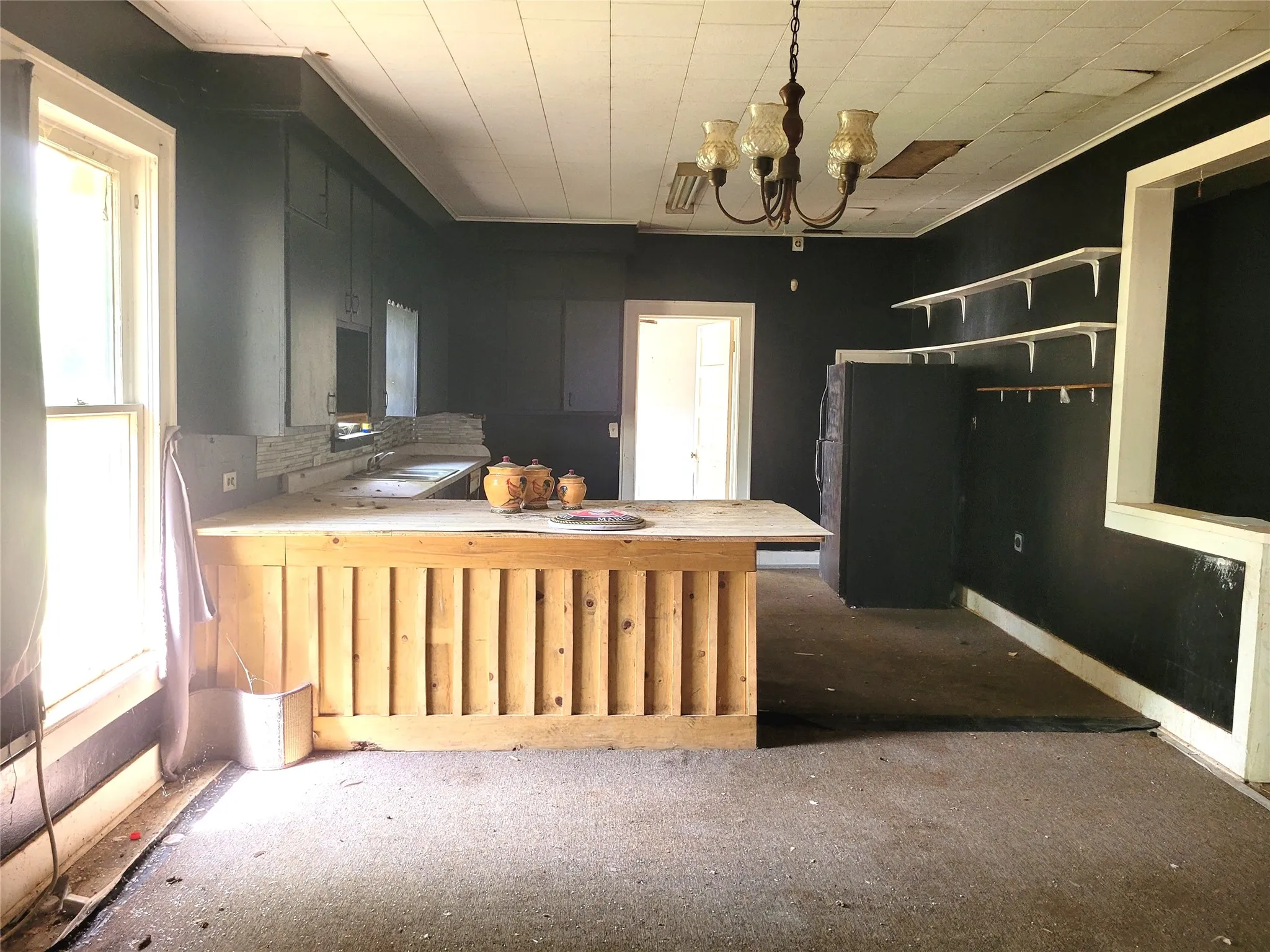 Single Family Residence For Sale in Lamar County , 384 MONROE, Deport, Texas 75435, 3 Bedroom, 2 Bathroom, Garage spaces, 1,800 Sqft, built in 0, Preowned, mls#21254940, Real Estate Agent in Deport, Homes For Sale in Lamar county, Homes For Sale in Deport, Realtor in Deport Texas, Real Estate Brokerage Independent Realty Texas, Luminita Cordes Realtor