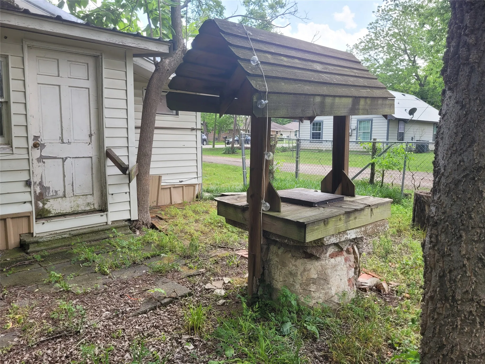 wishing well back yard