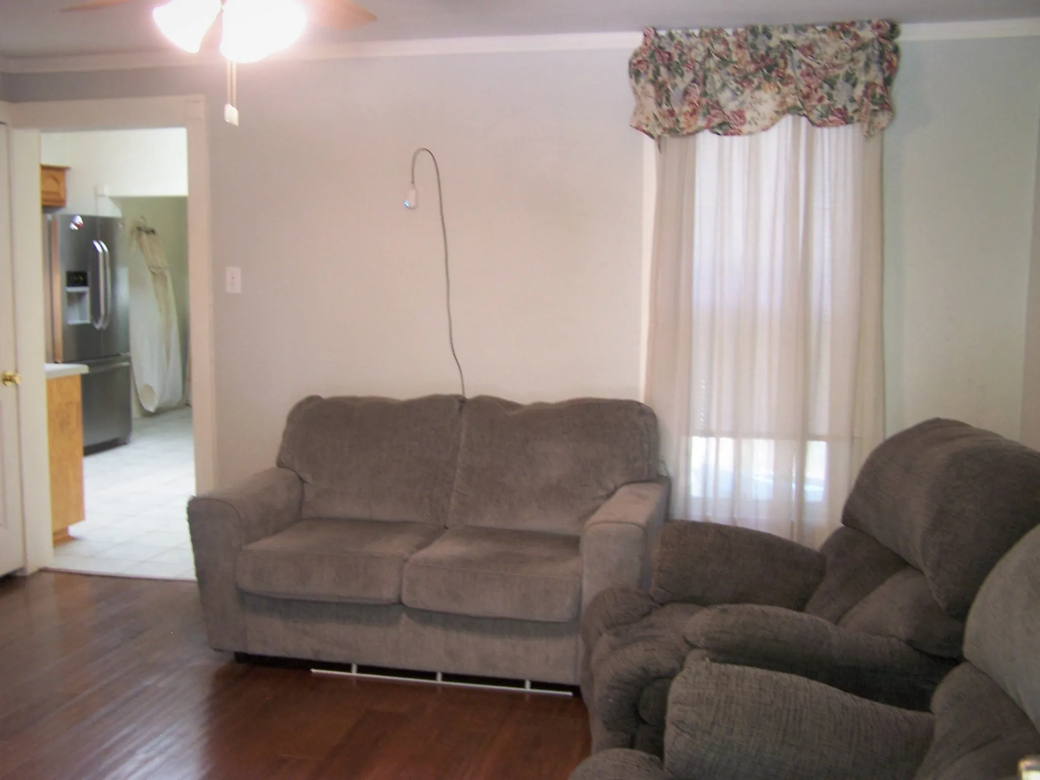 Single Family Residence For Sale in Grayson County , 923 Nelson Street, Denison, Texas 75020, 5 Bedroom, 2 Bathroom, Garage spaces, 1,568 Sqft, built in 1930, Preowned, mls#21254981, Real Estate Agent in Denison, Homes For Sale in Grayson county, Homes For Sale in Denison, Realtor in Denison Texas, Real Estate Brokerage Independent Realty Texas, Luminita Cordes Realtor
