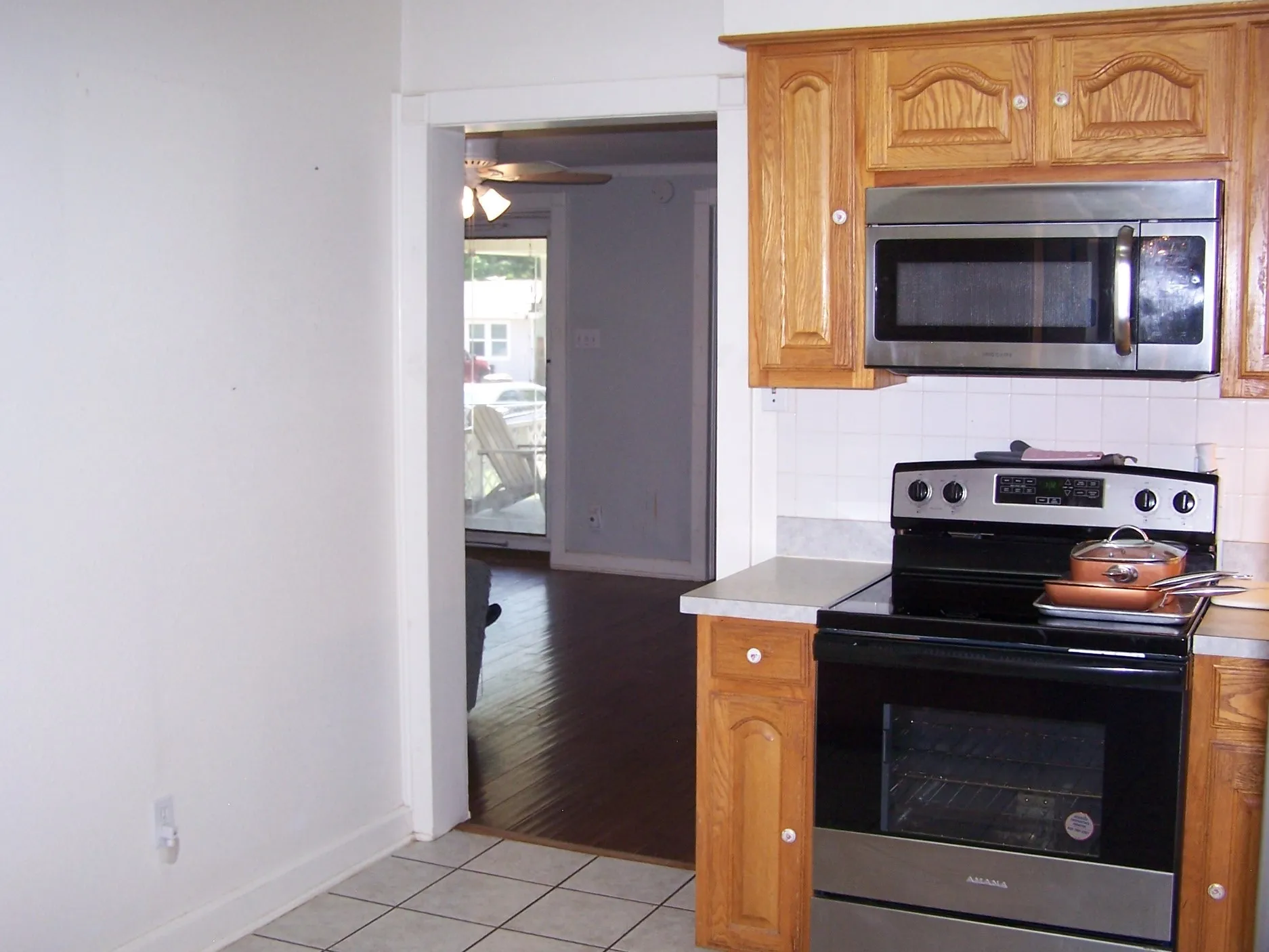 Single Family Residence For Sale in Grayson County , 923 Nelson Street, Denison, Texas 75020, 5 Bedroom, 2 Bathroom, Garage spaces, 1,568 Sqft, built in 1930, Preowned, mls#21254981, Real Estate Agent in Denison, Homes For Sale in Grayson county, Homes For Sale in Denison, Realtor in Denison Texas, Real Estate Brokerage Independent Realty Texas, Luminita Cordes Realtor