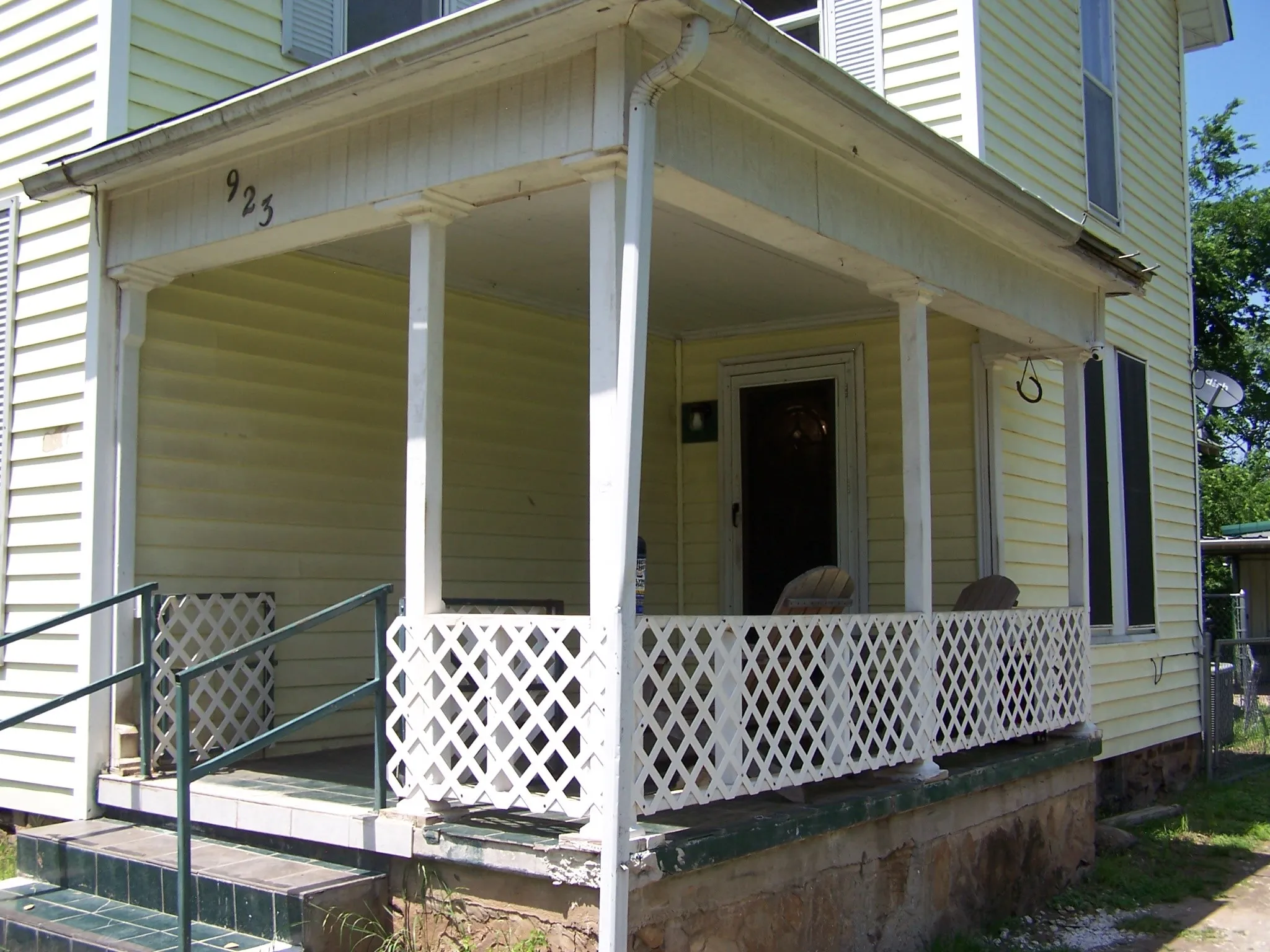 Single Family Residence For Sale in Grayson County , 923 Nelson Street, Denison, Texas 75020, 5 Bedroom, 2 Bathroom, Garage spaces, 1,568 Sqft, built in 1930, Preowned, mls#21254981, Real Estate Agent in Denison, Homes For Sale in Grayson county, Homes For Sale in Denison, Realtor in Denison Texas, Real Estate Brokerage Independent Realty Texas, Luminita Cordes Realtor