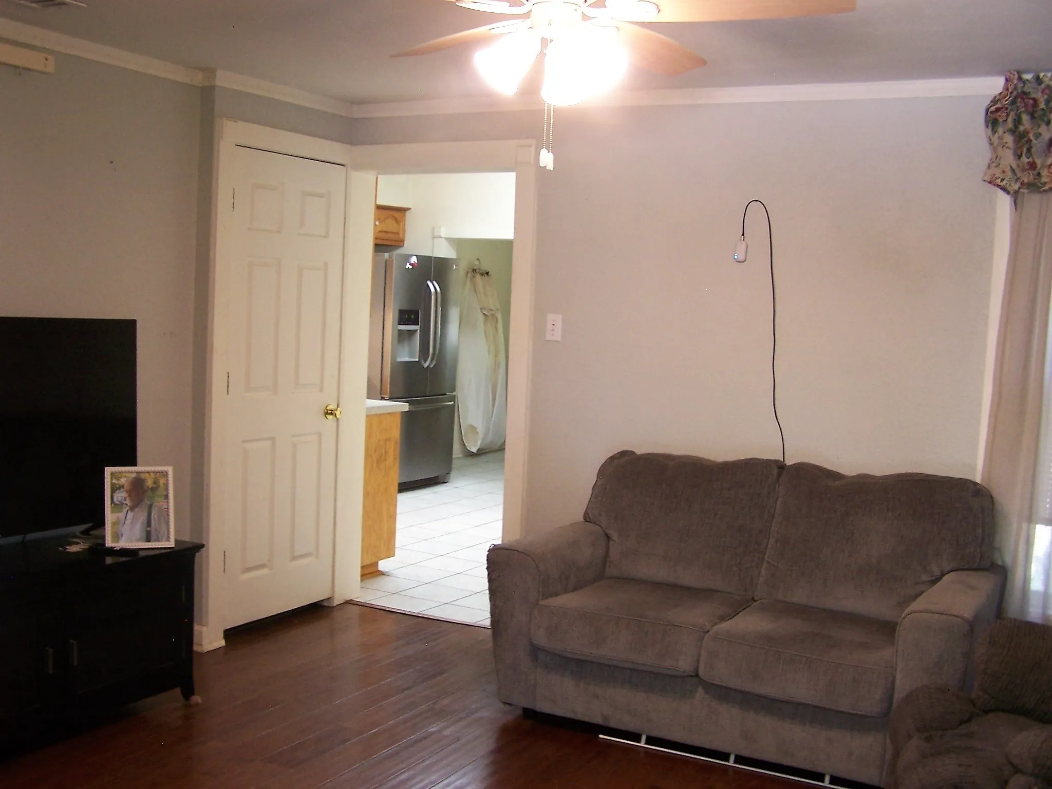 Single Family Residence For Sale in Grayson County , 923 Nelson Street, Denison, Texas 75020, 5 Bedroom, 2 Bathroom, Garage spaces, 1,568 Sqft, built in 1930, Preowned, mls#21254981, Real Estate Agent in Denison, Homes For Sale in Grayson county, Homes For Sale in Denison, Realtor in Denison Texas, Real Estate Brokerage Independent Realty Texas, Luminita Cordes Realtor
