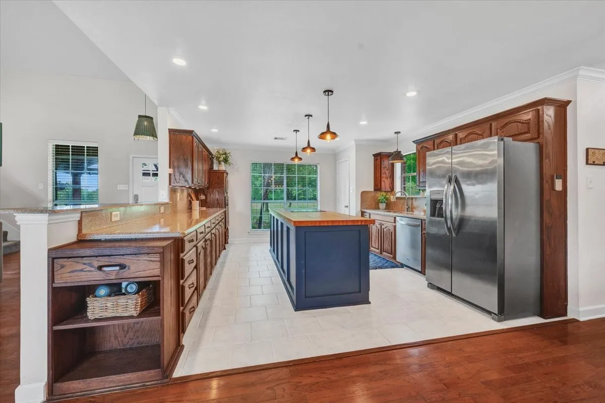 Single Family Residence For Sale in Collin County , 10592 Tree Lane, Princeton, Texas 75407, 3 Bedroom, 3 Bathroom, 2 Garage spaces, 2,253 Sqft, built in 1994, Preowned, mls#21254657, Real Estate Agent in Princeton, Homes For Sale in Collin county, Homes For Sale in Princeton, Realtor in Princeton Texas, Real Estate Brokerage Independent Realty Texas, Luminita Cordes Realtor