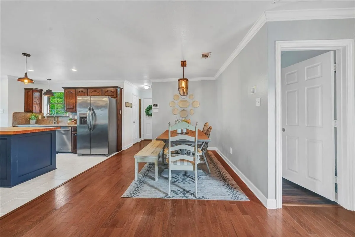 Single Family Residence For Sale in Collin County , 10592 Tree Lane, Princeton, Texas 75407, 3 Bedroom, 3 Bathroom, 2 Garage spaces, 2,253 Sqft, built in 1994, Preowned, mls#21254657, Real Estate Agent in Princeton, Homes For Sale in Collin county, Homes For Sale in Princeton, Realtor in Princeton Texas, Real Estate Brokerage Independent Realty Texas, Luminita Cordes Realtor