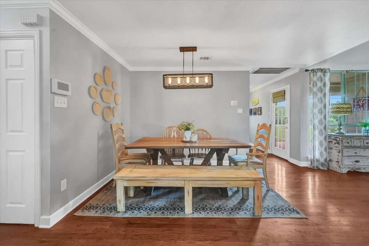 Single Family Residence For Sale in Collin County , 10592 Tree Lane, Princeton, Texas 75407, 3 Bedroom, 3 Bathroom, 2 Garage spaces, 2,253 Sqft, built in 1994, Preowned, mls#21254657, Real Estate Agent in Princeton, Homes For Sale in Collin county, Homes For Sale in Princeton, Realtor in Princeton Texas, Real Estate Brokerage Independent Realty Texas, Luminita Cordes Realtor