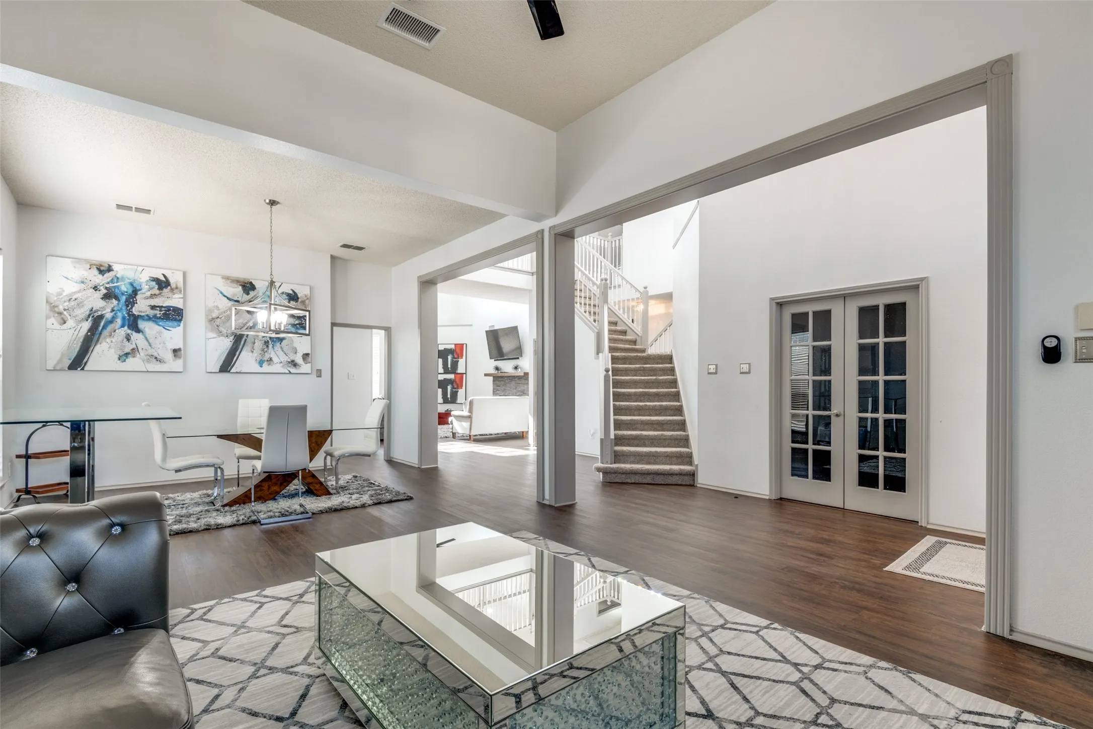 Single Family Residence For Sale in Dallas County , 4910 Bayport Circle, Rowlett, Texas 75088, 4 Bedrooms, 4 Bathrooms, 2 Garage spaces, 4,058 Sqft, built in 1996, Price $635,000, mls#21252568, Real Estate Agent in Rowlett, Homes For Sale in Dallas county, Homes For Sale in Rowlett, Realtor in Rowlett Texas, Real Estate Brokerage Independent Realty Texas, Luminita Cordes Realtor