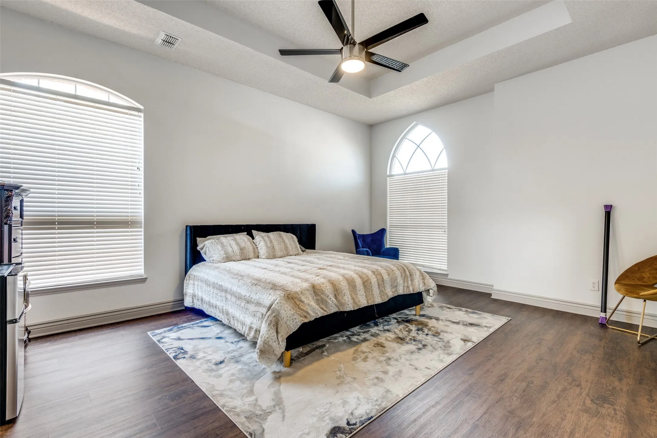 Single Family Residence For Sale in Dallas County , 4910 Bayport Circle, Rowlett, Texas 75088, 4 Bedrooms, 4 Bathrooms, 2 Garage spaces, 4,058 Sqft, built in 1996, Price $635,000, mls#21252568, Real Estate Agent in Rowlett, Homes For Sale in Dallas county, Homes For Sale in Rowlett, Realtor in Rowlett Texas, Real Estate Brokerage Independent Realty Texas, Luminita Cordes Realtor