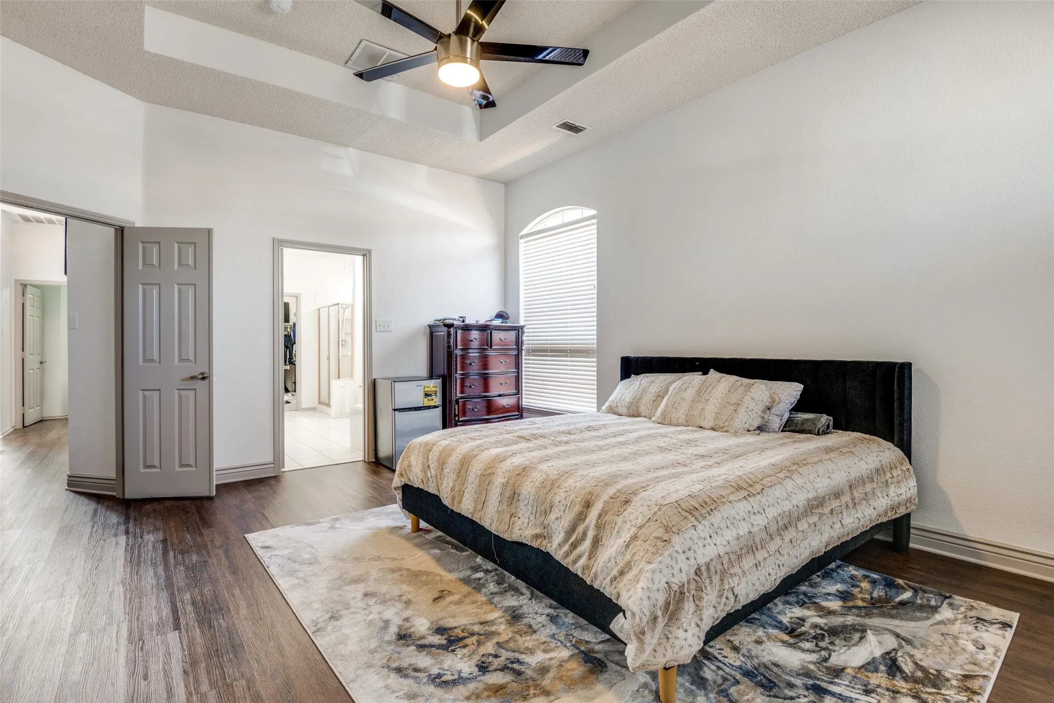 Single Family Residence For Sale in Dallas County , 4910 Bayport Circle, Rowlett, Texas 75088, 4 Bedrooms, 4 Bathrooms, 2 Garage spaces, 4,058 Sqft, built in 1996, Price $635,000, mls#21252568, Real Estate Agent in Rowlett, Homes For Sale in Dallas county, Homes For Sale in Rowlett, Realtor in Rowlett Texas, Real Estate Brokerage Independent Realty Texas, Luminita Cordes Realtor