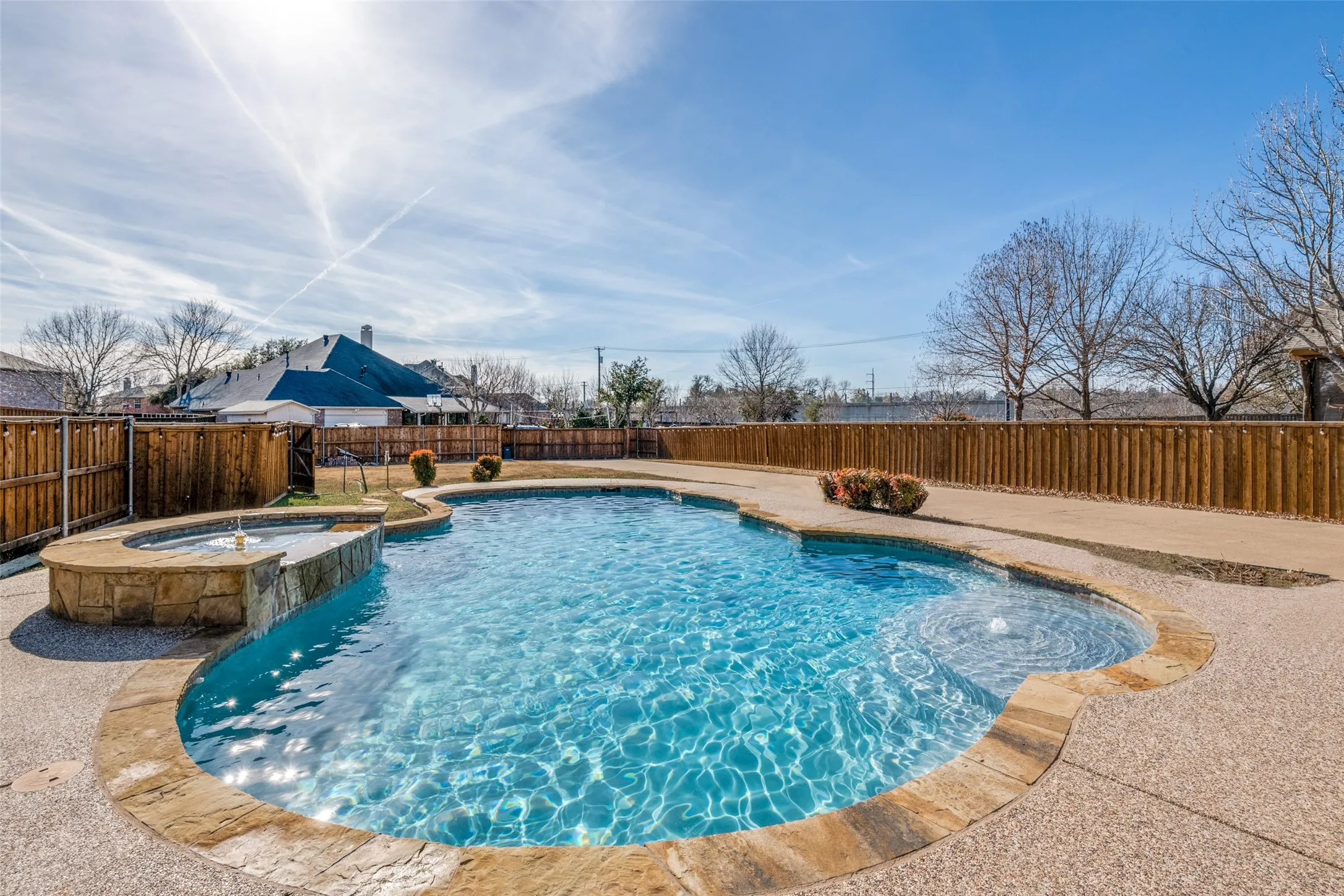 Single Family Residence For Sale in Dallas County , 4910 Bayport Circle, Rowlett, Texas 75088, 4 Bedrooms, 4 Bathrooms, 2 Garage spaces, 4,058 Sqft, built in 1996, Price $635,000, mls#21252568, Real Estate Agent in Rowlett, Homes For Sale in Dallas county, Homes For Sale in Rowlett, Realtor in Rowlett Texas, Real Estate Brokerage Independent Realty Texas, Luminita Cordes Realtor