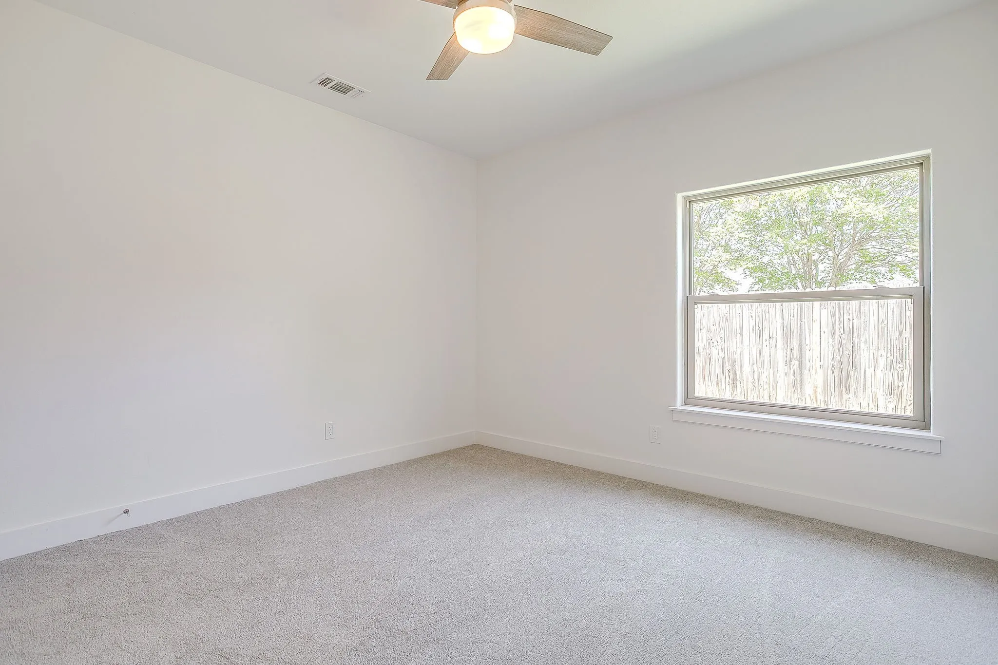Single Family Residence For Sale in Palo Pinto County , 2601 Easy Street, Mineral Wells, Texas 76067, 3 Bedrooms, 2 Bathrooms, 2 Garage spaces, 1,989 Sqft, built in 2026, Price $540,000, mls#21254118, Real Estate Agent in Mineral Wells, Homes For Sale in Palo Pinto county, Homes For Sale in Mineral Wells, Realtor in Mineral Wells Texas, Real Estate Brokerage Independent Realty Texas, Luminita Cordes Realtor