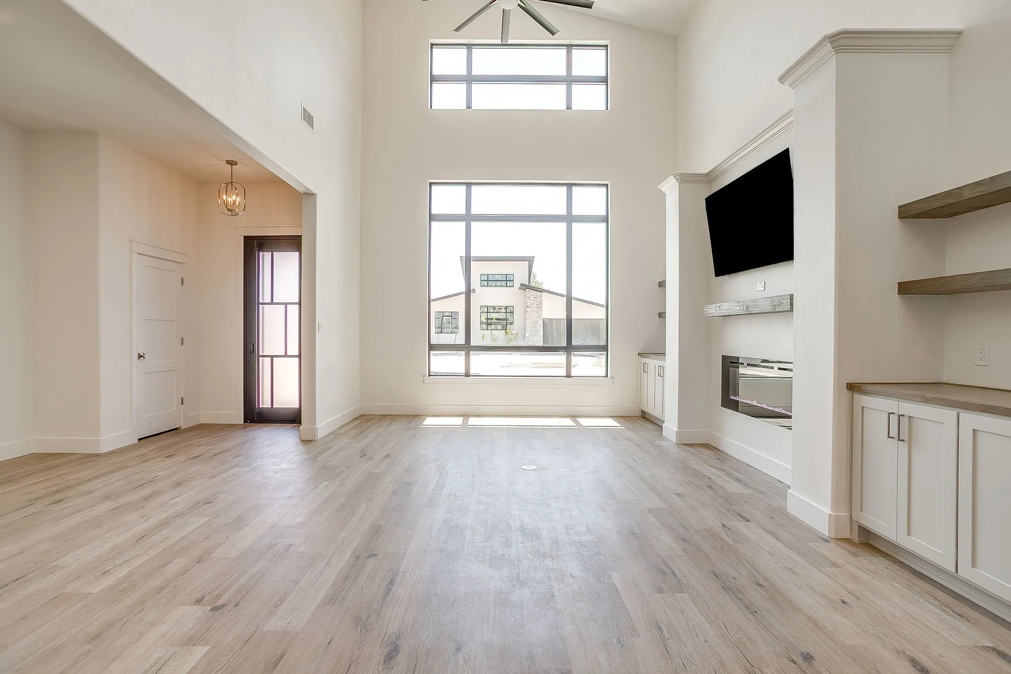 Single Family Residence For Sale in Palo Pinto County , 2601 Easy Street, Mineral Wells, Texas 76067, 3 Bedrooms, 2 Bathrooms, 2 Garage spaces, 1,989 Sqft, built in 2026, Price $540,000, mls#21254118, Real Estate Agent in Mineral Wells, Homes For Sale in Palo Pinto county, Homes For Sale in Mineral Wells, Realtor in Mineral Wells Texas, Real Estate Brokerage Independent Realty Texas, Luminita Cordes Realtor