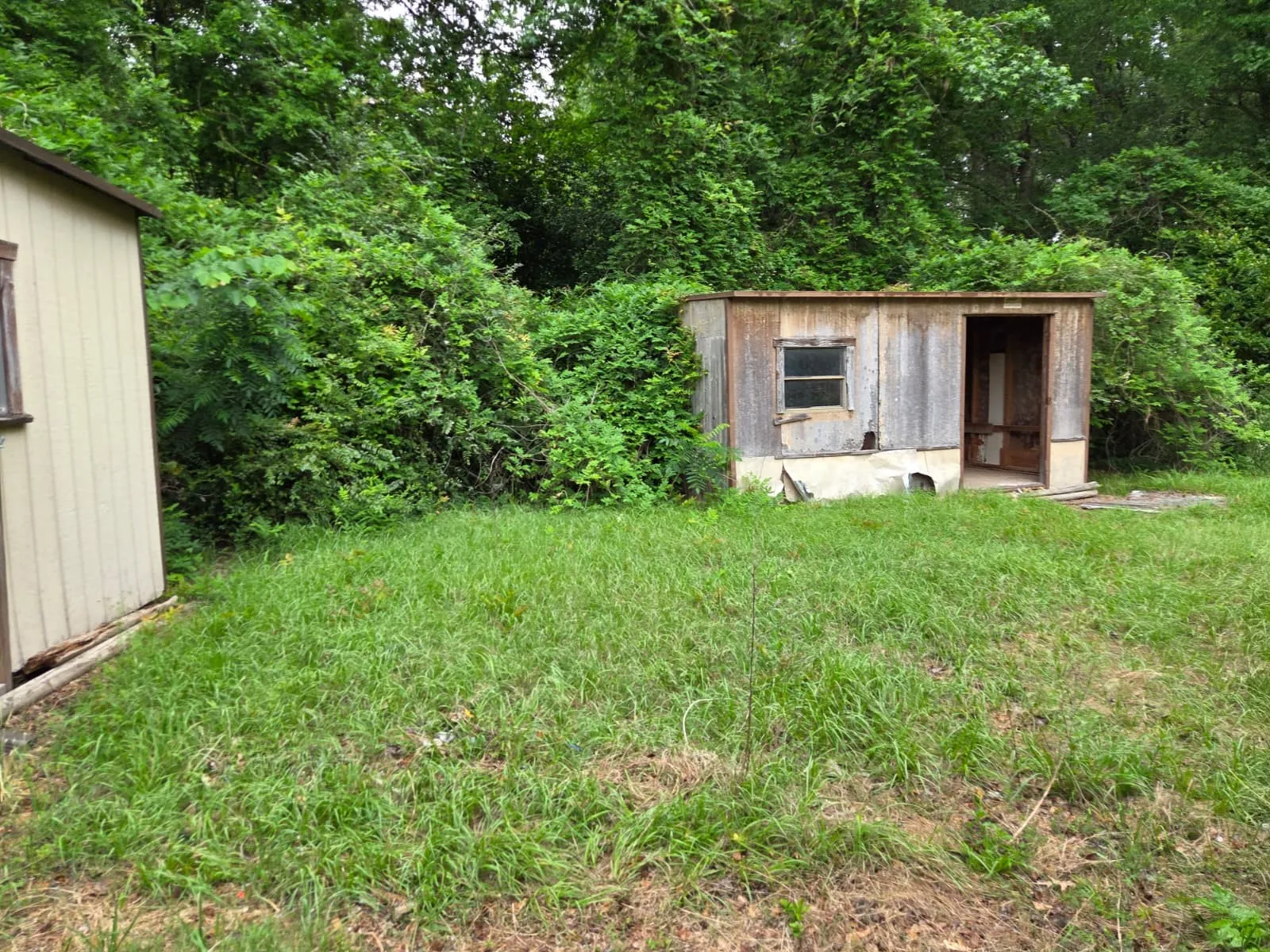 Single Family Residence For Sale in Wood County , 7515 E US Highway 80, Hawkins, Texas 75765, 3 Bedroom, 2 Bathroom, 2 Garage spaces, 2,074 Sqft, built in 1985, mls#21254054, Real Estate Agent in Hawkins, Homes For Sale in Wood county, Homes For Sale in Hawkins, Realtor in Hawkins Texas, Real Estate Brokerage Independent Realty Texas, Luminita Cordes Realtor