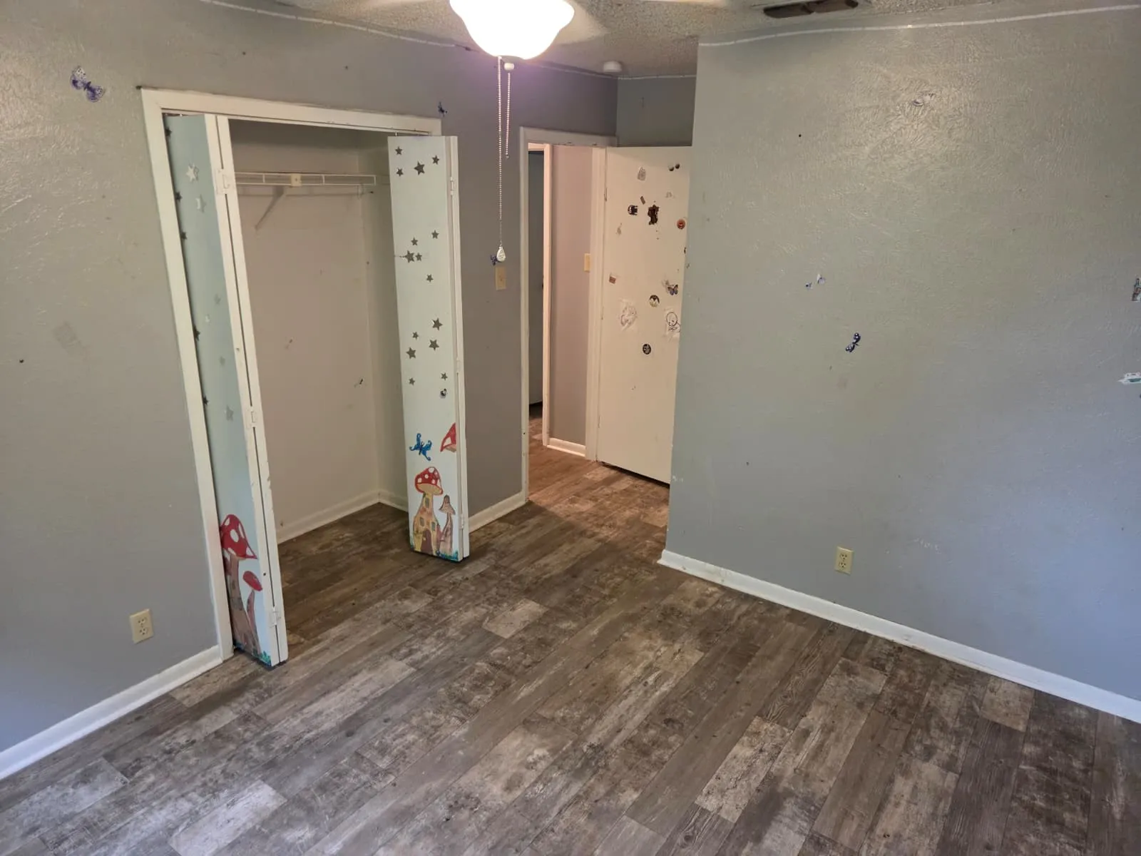Single Family Residence For Sale in Wood County , 7515 E US Highway 80, Hawkins, Texas 75765, 3 Bedroom, 2 Bathroom, 2 Garage spaces, 2,074 Sqft, built in 1985, mls#21254054, Real Estate Agent in Hawkins, Homes For Sale in Wood county, Homes For Sale in Hawkins, Realtor in Hawkins Texas, Real Estate Brokerage Independent Realty Texas, Luminita Cordes Realtor