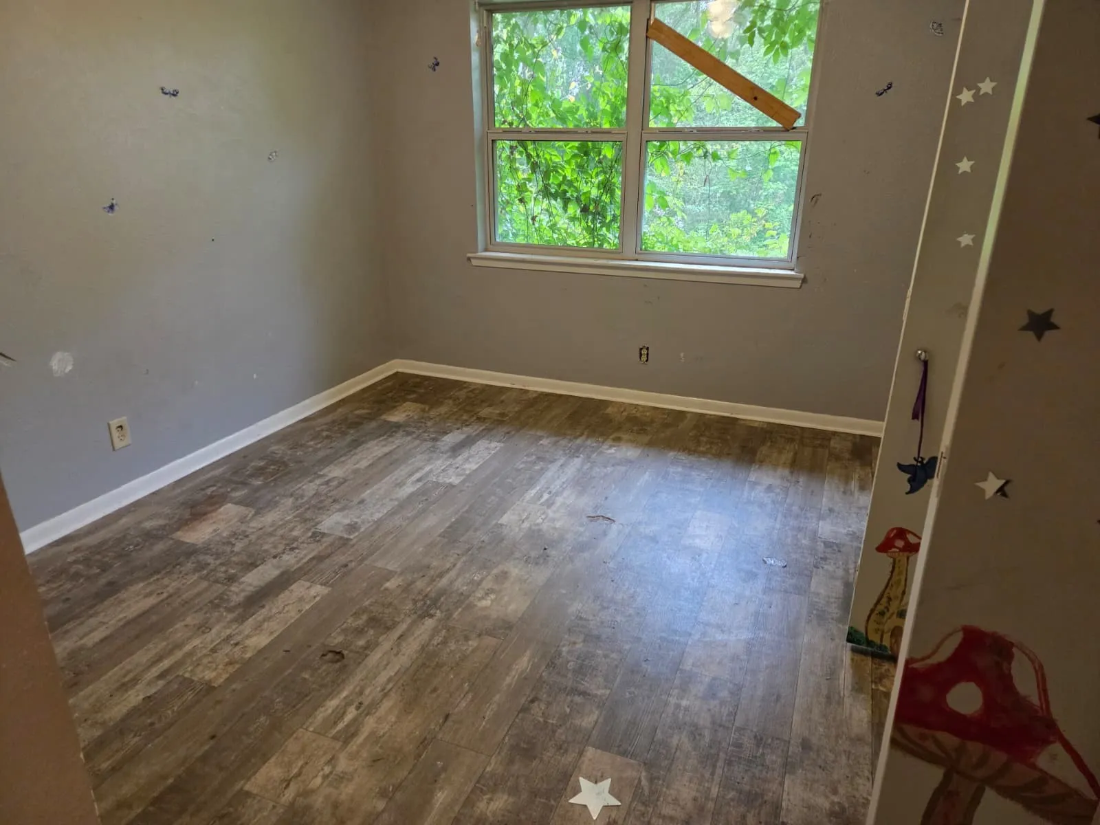 Single Family Residence For Sale in Wood County , 7515 E US Highway 80, Hawkins, Texas 75765, 3 Bedroom, 2 Bathroom, 2 Garage spaces, 2,074 Sqft, built in 1985, mls#21254054, Real Estate Agent in Hawkins, Homes For Sale in Wood county, Homes For Sale in Hawkins, Realtor in Hawkins Texas, Real Estate Brokerage Independent Realty Texas, Luminita Cordes Realtor