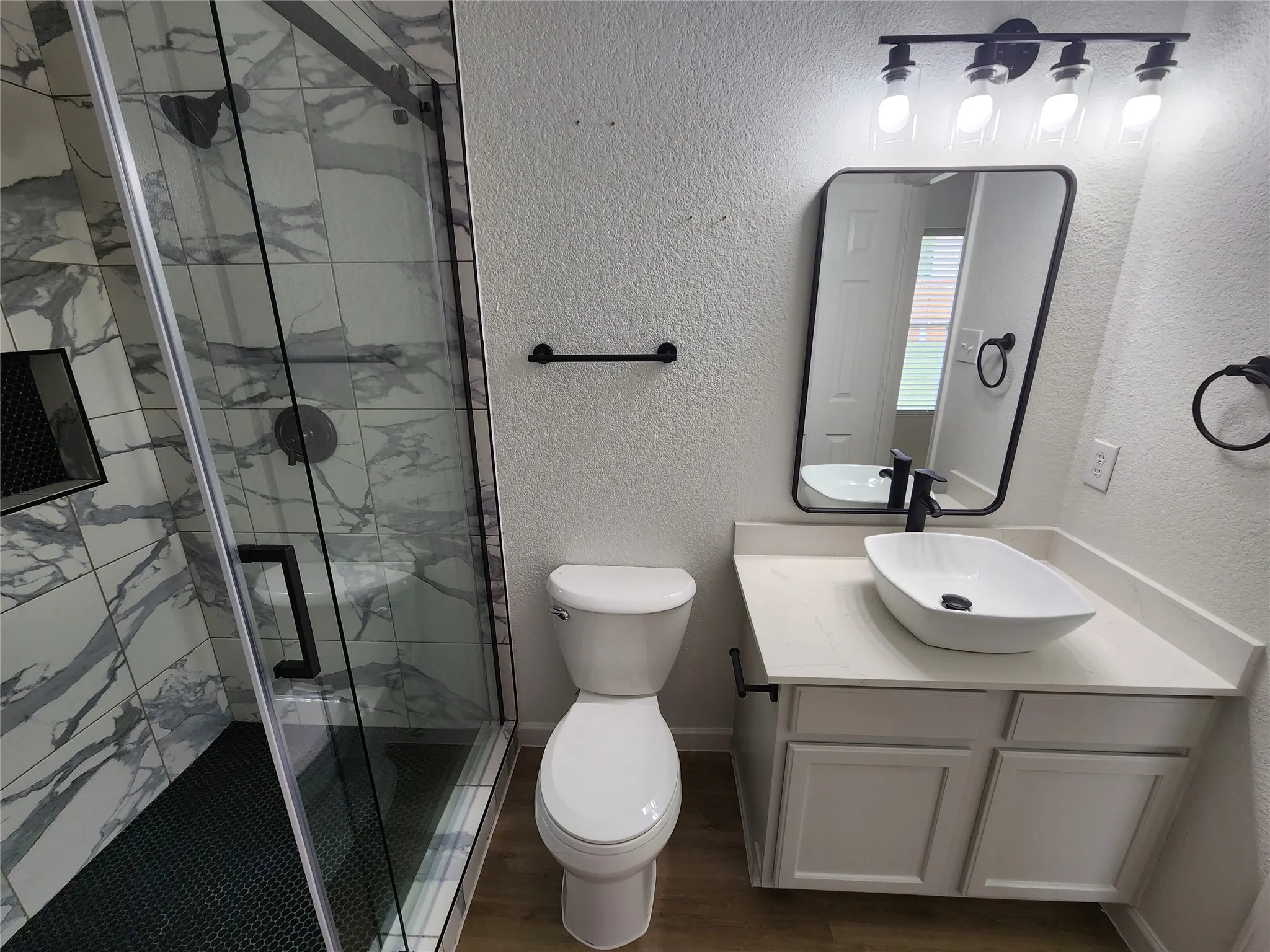 Single Family Residence For Rent in Wise County , 12808 Kingsgate Drive, Rhome, Texas 76078, 3 Bedroom, 2 Bathroom, 2 Garage spaces, 1,397 Sqft, built in 2008, Preowned, mls#21255039, Real Estate Agent in Rhome, Homes For Rent in Wise county, Homes For Rent in Rhome, Realtor in Rhome Texas, Real Estate Brokerage Independent Realty Texas, Luminita Cordes Realtor