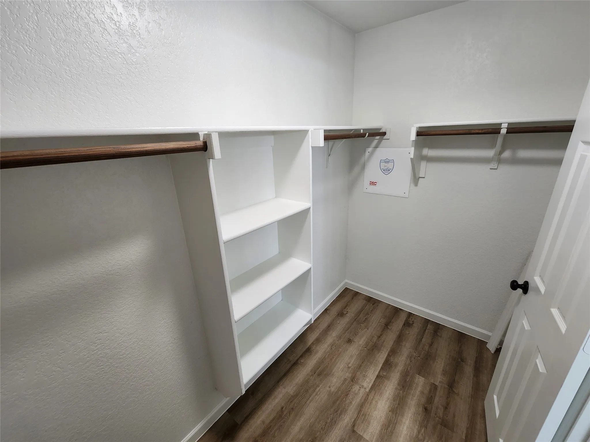 Single Family Residence For Rent in Wise County , 12808 Kingsgate Drive, Rhome, Texas 76078, 3 Bedroom, 2 Bathroom, 2 Garage spaces, 1,397 Sqft, built in 2008, Preowned, mls#21255039, Real Estate Agent in Rhome, Homes For Rent in Wise county, Homes For Rent in Rhome, Realtor in Rhome Texas, Real Estate Brokerage Independent Realty Texas, Luminita Cordes Realtor