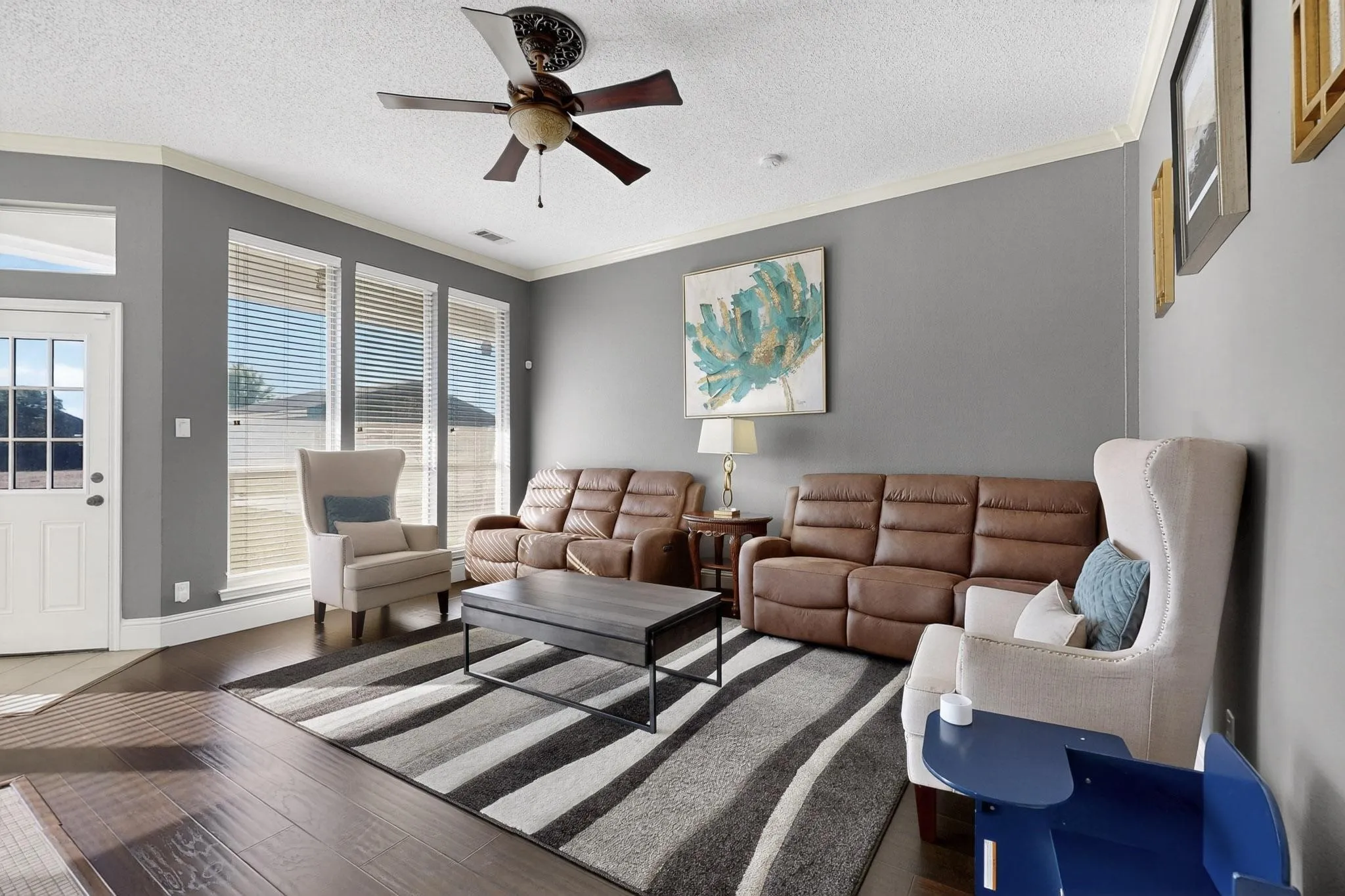 Single Family Residence For Sale in Kaufman County , 1271 Lone Star Boulevard, Talty, Texas 75160, 4 Bedroom, 3 Bathroom, 2 Garage spaces, 3,047 Sqft, built in 1998, Preowned, mls#21252857, Real Estate Agent in Talty, Homes For Sale in Kaufman county, Homes For Sale in Talty, Realtor in Talty Texas, Real Estate Brokerage Independent Realty Texas, Luminita Cordes Realtor
