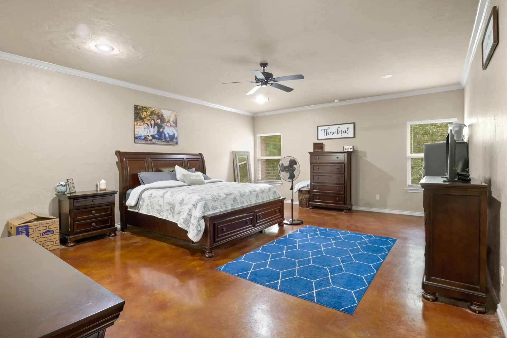 Farm For Sale in Cass County , 10 County Road 1513, Avinger, Texas 75630, 4 Bedroom, 4 Bathroom, Garage spaces, 3,174 Sqft, built in 2013, Preowned, mls#21255054, Real Estate Agent in Avinger, Homes For Sale in Cass county, Homes For Sale in Avinger, Realtor in Avinger Texas, Real Estate Brokerage Independent Realty Texas, Luminita Cordes Realtor