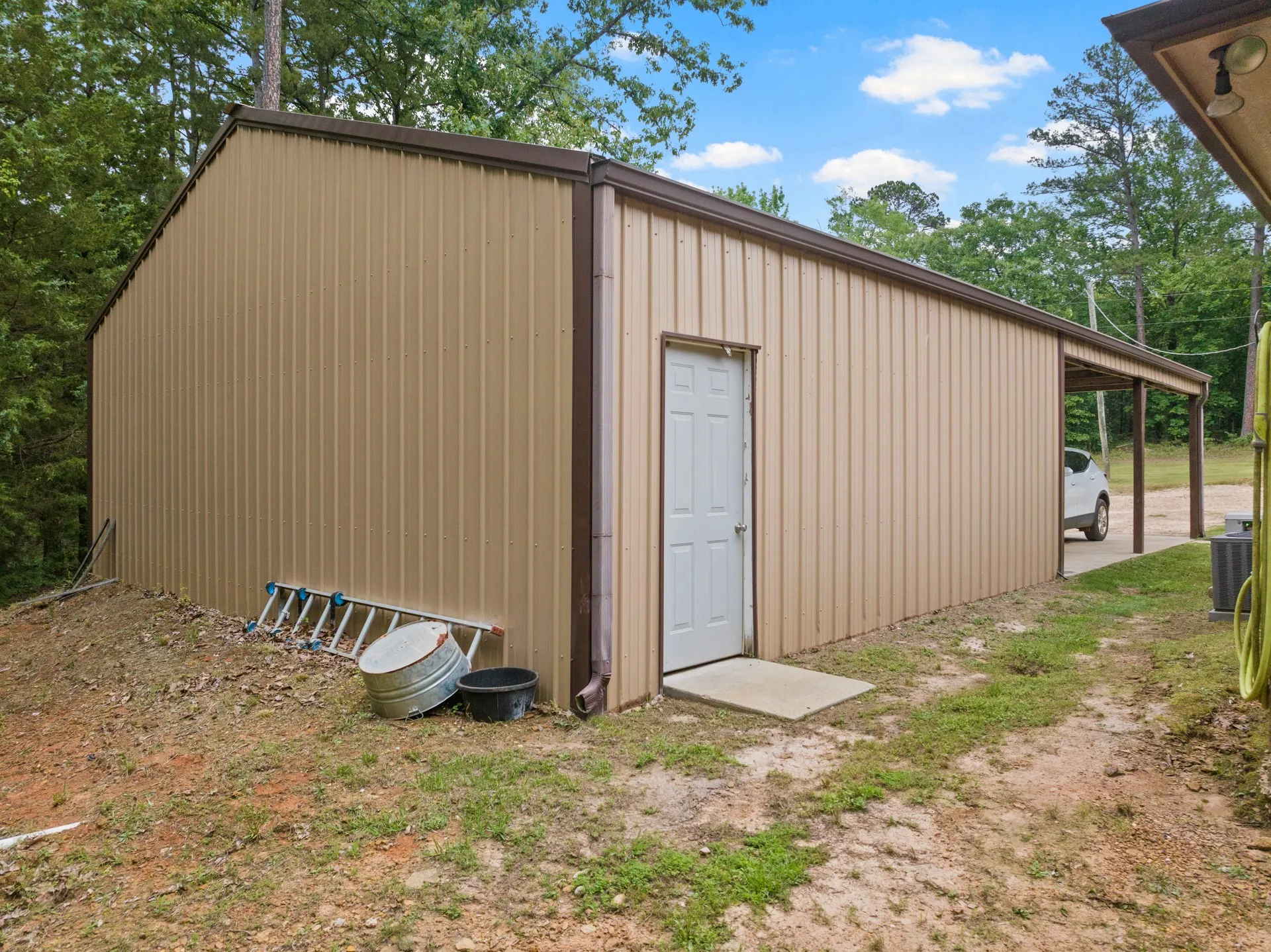 Farm For Sale in Cass County , 10 County Road 1513, Avinger, Texas 75630, 4 Bedroom, 4 Bathroom, Garage spaces, 3,174 Sqft, built in 2013, Preowned, mls#21255054, Real Estate Agent in Avinger, Homes For Sale in Cass county, Homes For Sale in Avinger, Realtor in Avinger Texas, Real Estate Brokerage Independent Realty Texas, Luminita Cordes Realtor