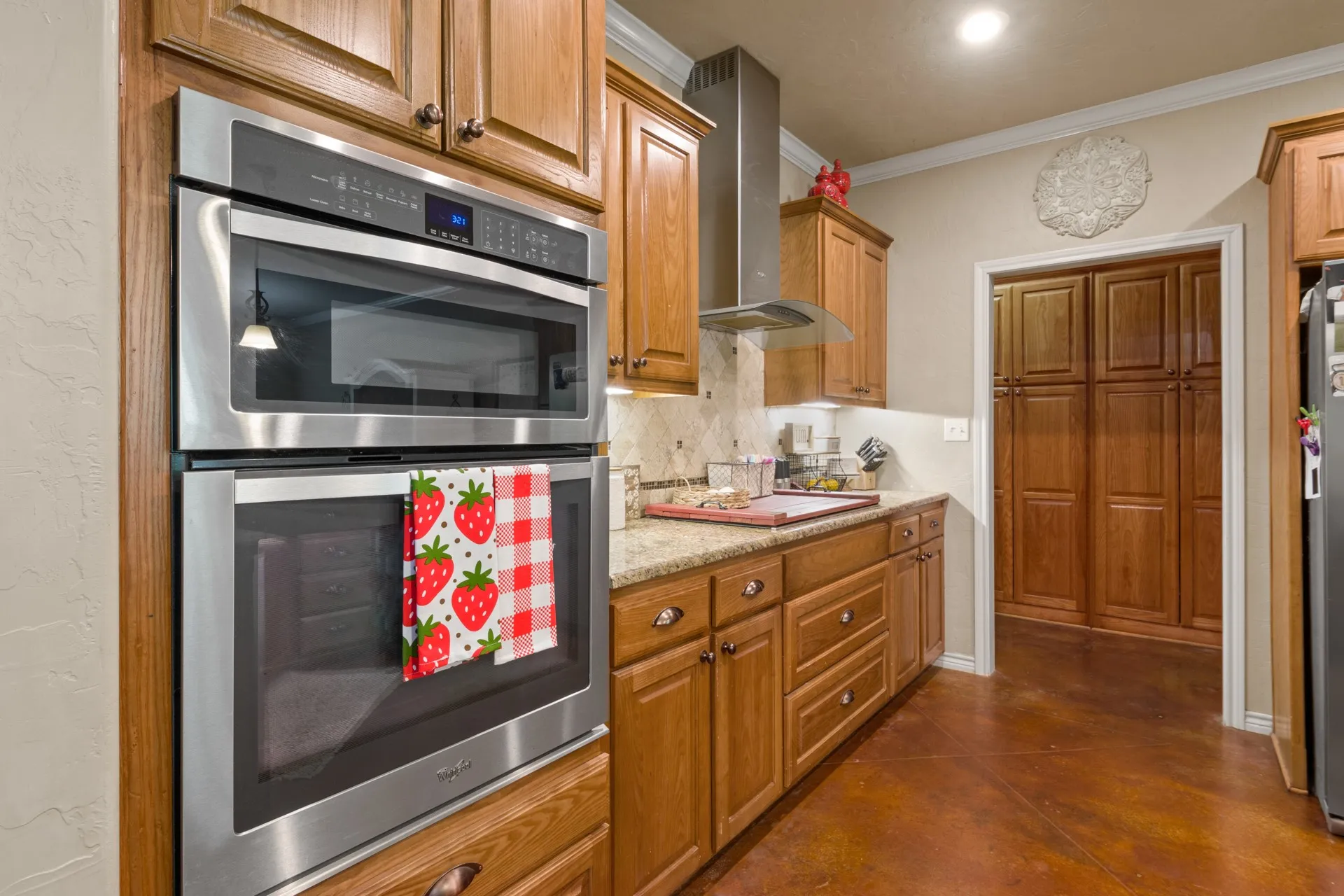 Farm For Sale in Cass County , 10 County Road 1513, Avinger, Texas 75630, 4 Bedroom, 4 Bathroom, Garage spaces, 3,174 Sqft, built in 2013, Preowned, mls#21255054, Real Estate Agent in Avinger, Homes For Sale in Cass county, Homes For Sale in Avinger, Realtor in Avinger Texas, Real Estate Brokerage Independent Realty Texas, Luminita Cordes Realtor