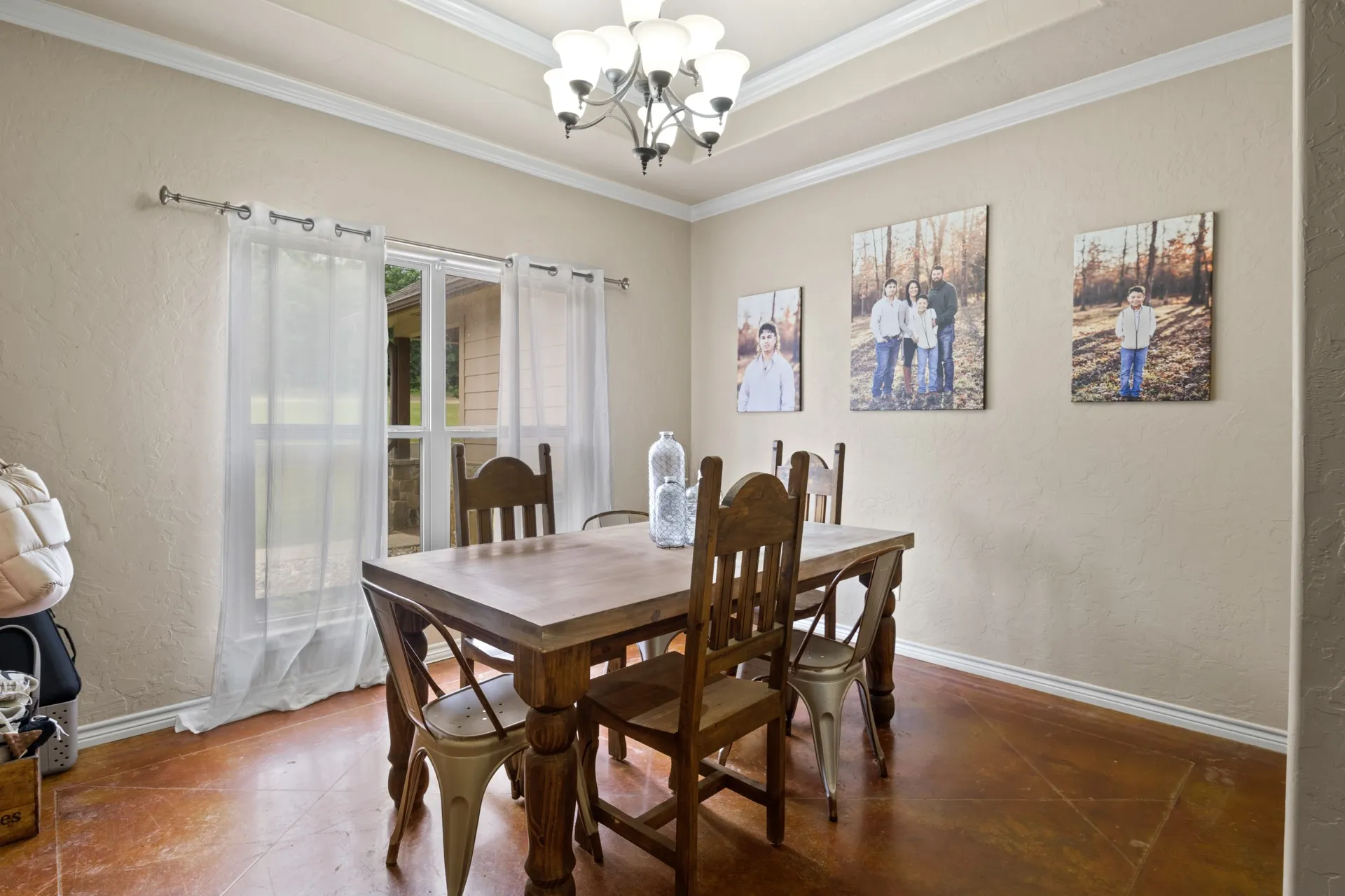 Farm For Sale in Cass County , 10 County Road 1513, Avinger, Texas 75630, 4 Bedroom, 4 Bathroom, Garage spaces, 3,174 Sqft, built in 2013, Preowned, mls#21255054, Real Estate Agent in Avinger, Homes For Sale in Cass county, Homes For Sale in Avinger, Realtor in Avinger Texas, Real Estate Brokerage Independent Realty Texas, Luminita Cordes Realtor