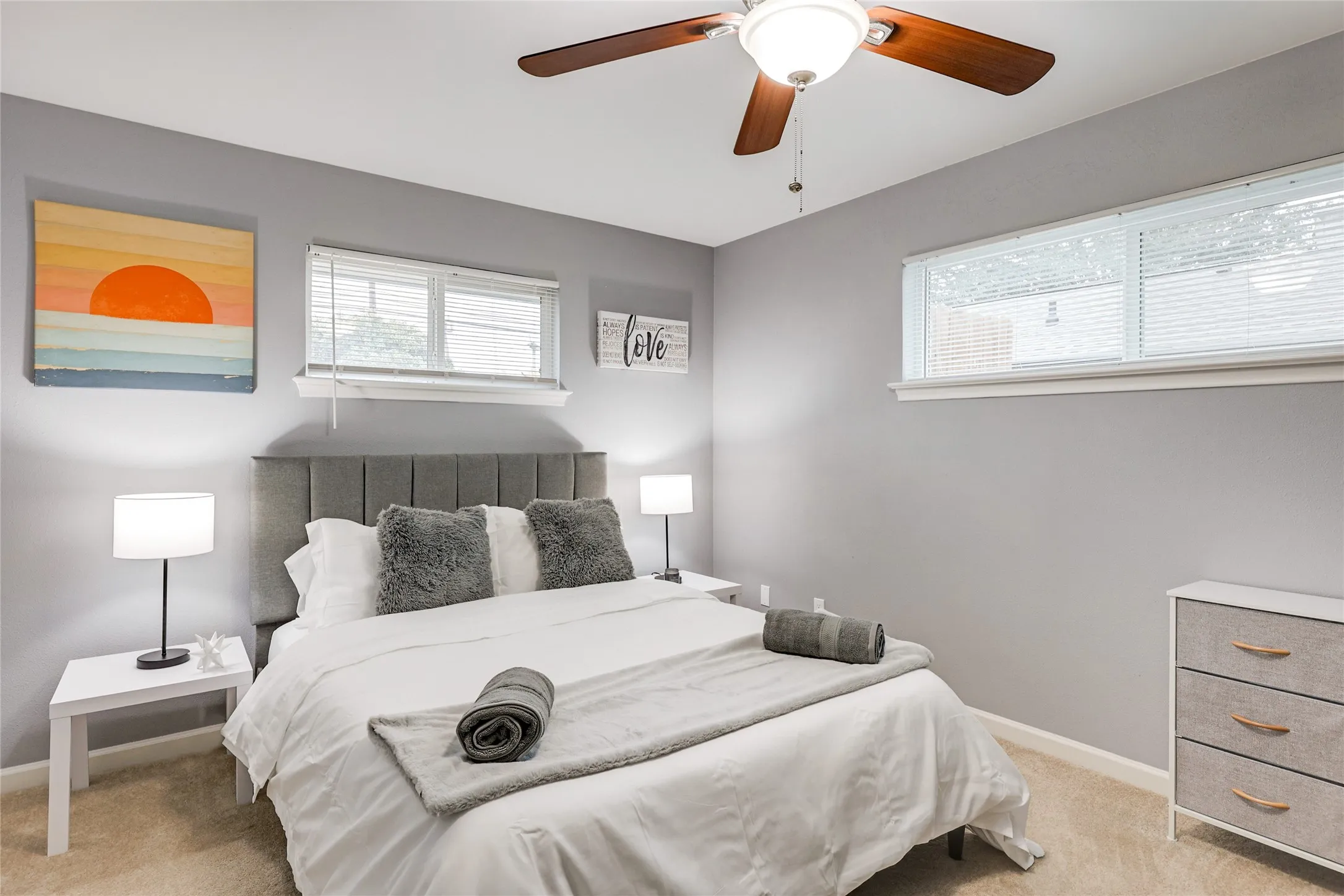 Single Family Residence For Rent in Dallas County , 10040 Spokane Circle, Dallas, Texas 75229, 5 Bedroom, 3 Bathroom, 2 Garage spaces, 2,242 Sqft, built in 1964, mls#21255040, Real Estate Agent in Dallas, Homes For Rent in Dallas county, Homes For Rent in Dallas, Realtor in Dallas Texas, Real Estate Brokerage Independent Realty Texas, Luminita Cordes Realtor