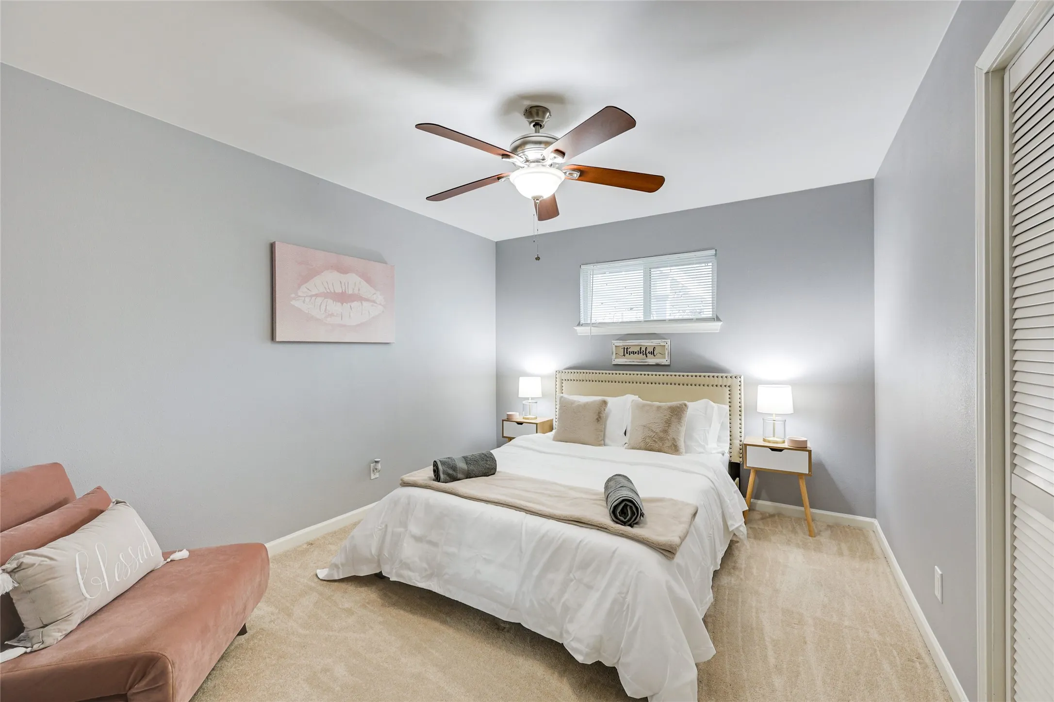 Single Family Residence For Rent in Dallas County , 10040 Spokane Circle, Dallas, Texas 75229, 5 Bedroom, 3 Bathroom, 2 Garage spaces, 2,242 Sqft, built in 1964, mls#21255040, Real Estate Agent in Dallas, Homes For Rent in Dallas county, Homes For Rent in Dallas, Realtor in Dallas Texas, Real Estate Brokerage Independent Realty Texas, Luminita Cordes Realtor